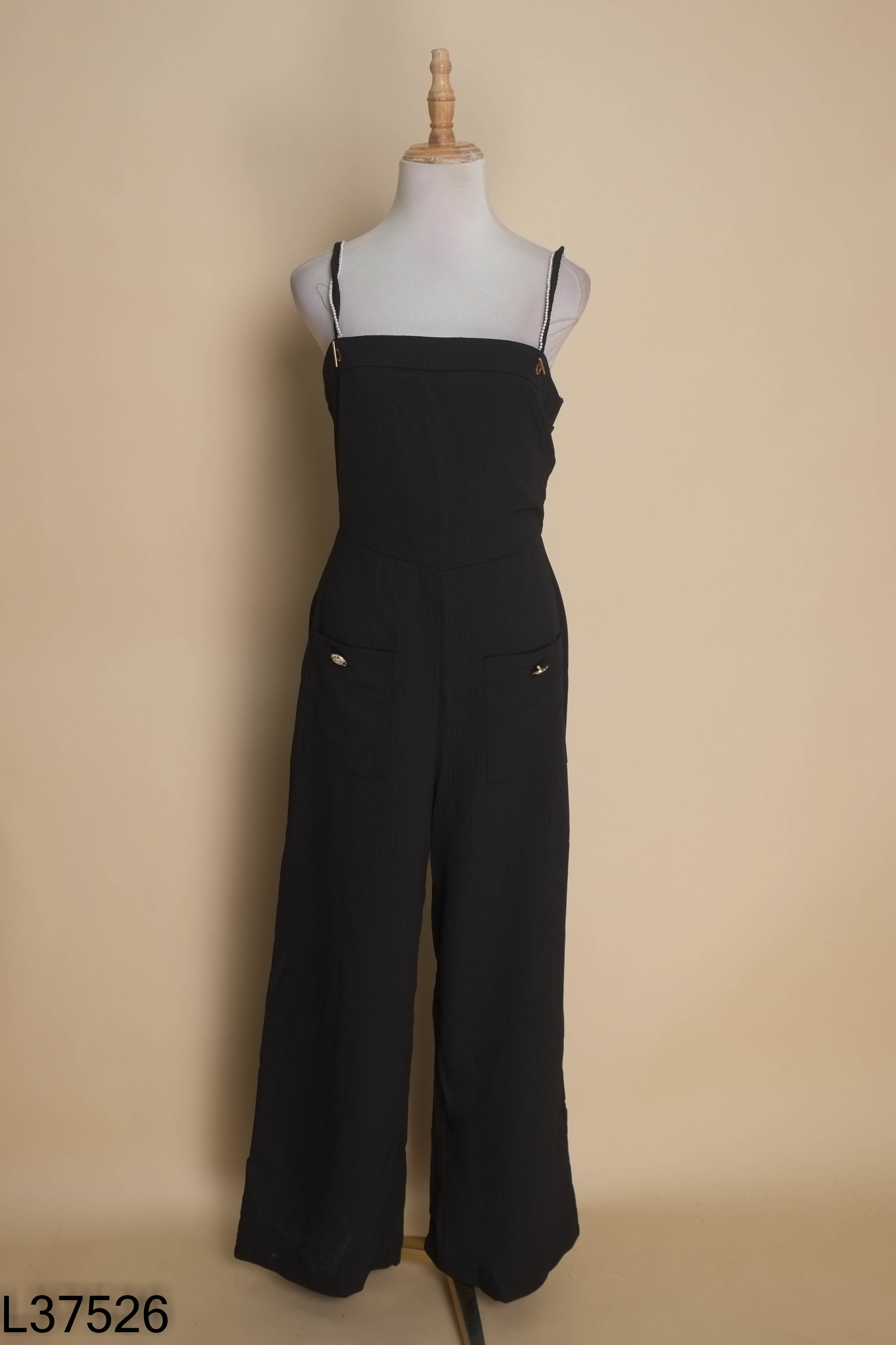 Jumpsuits quần đen 2 dây đính ngọc