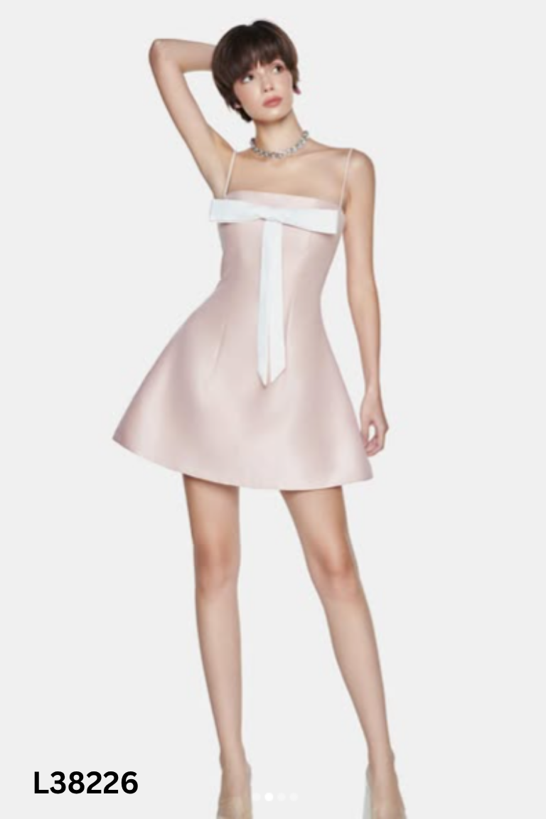 Váy hai dây RECHIC hồng nơ trắng