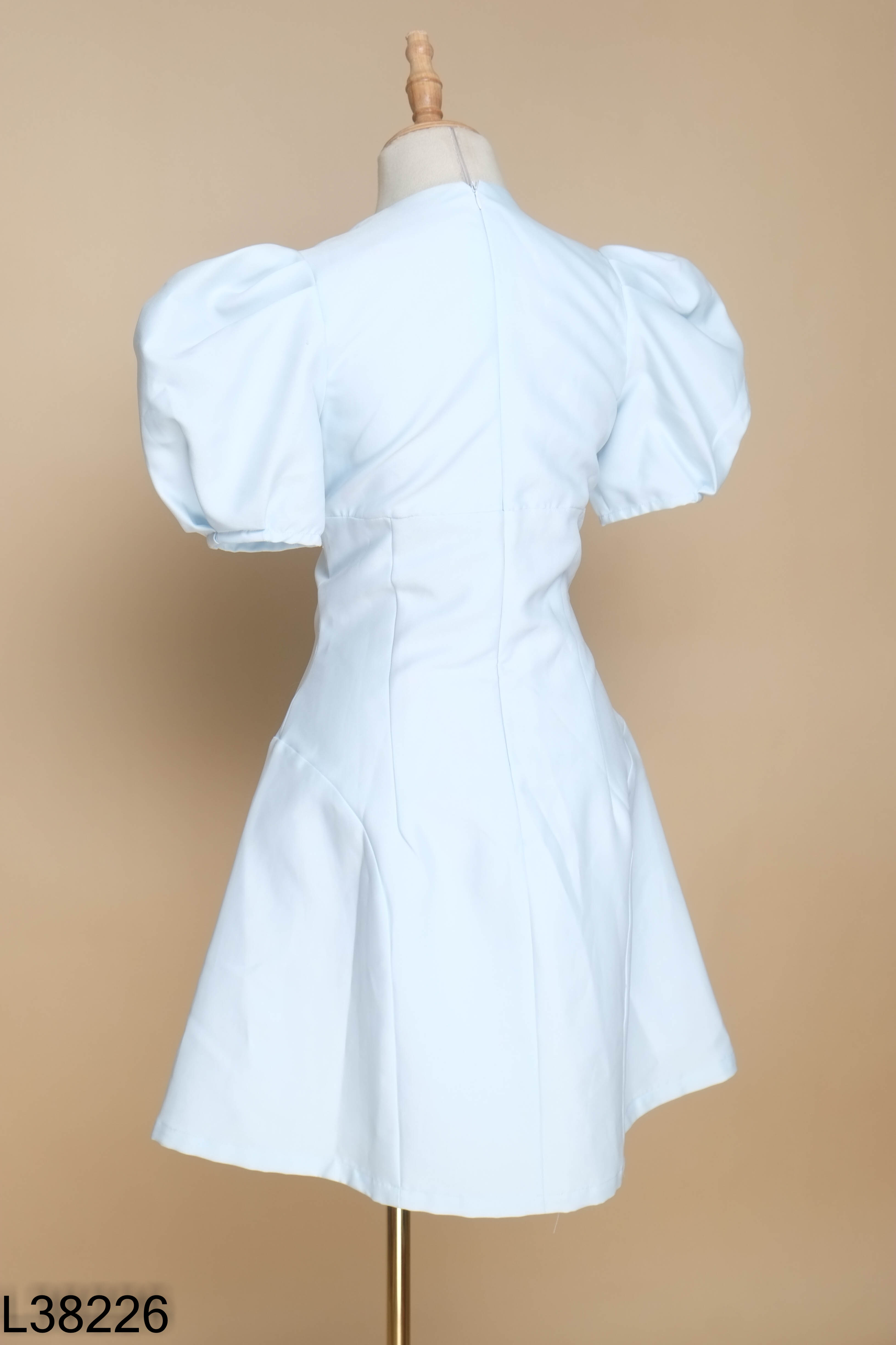 Váy RECHIC xanh tay phồng