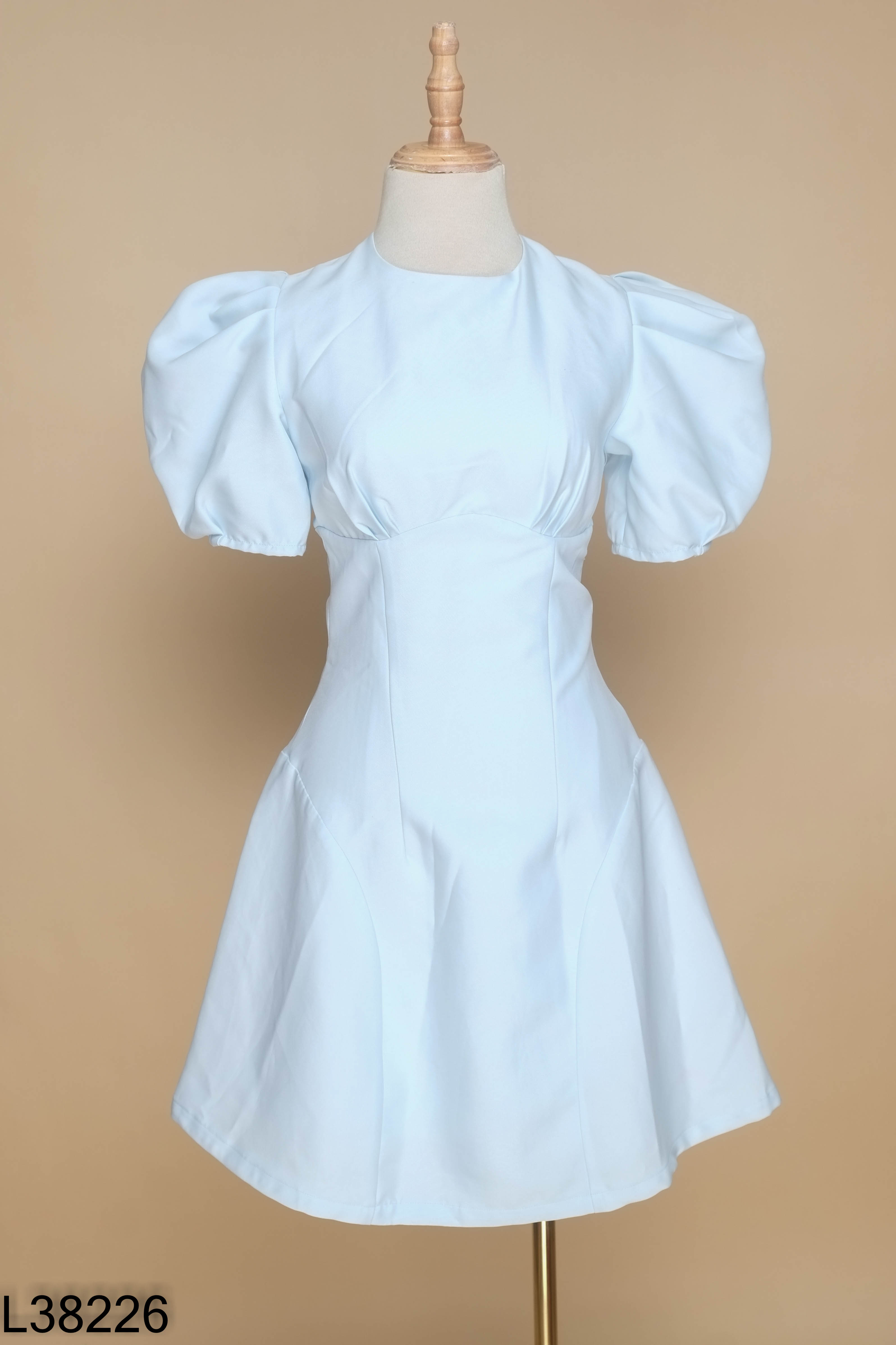 Váy RECHIC xanh tay phồng