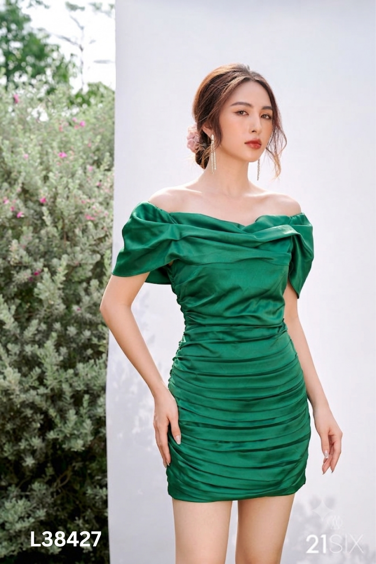 Váy 21SIX lụa xanh lá