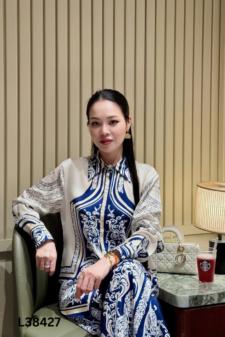 Áo F-BASIC trắng họa tiết