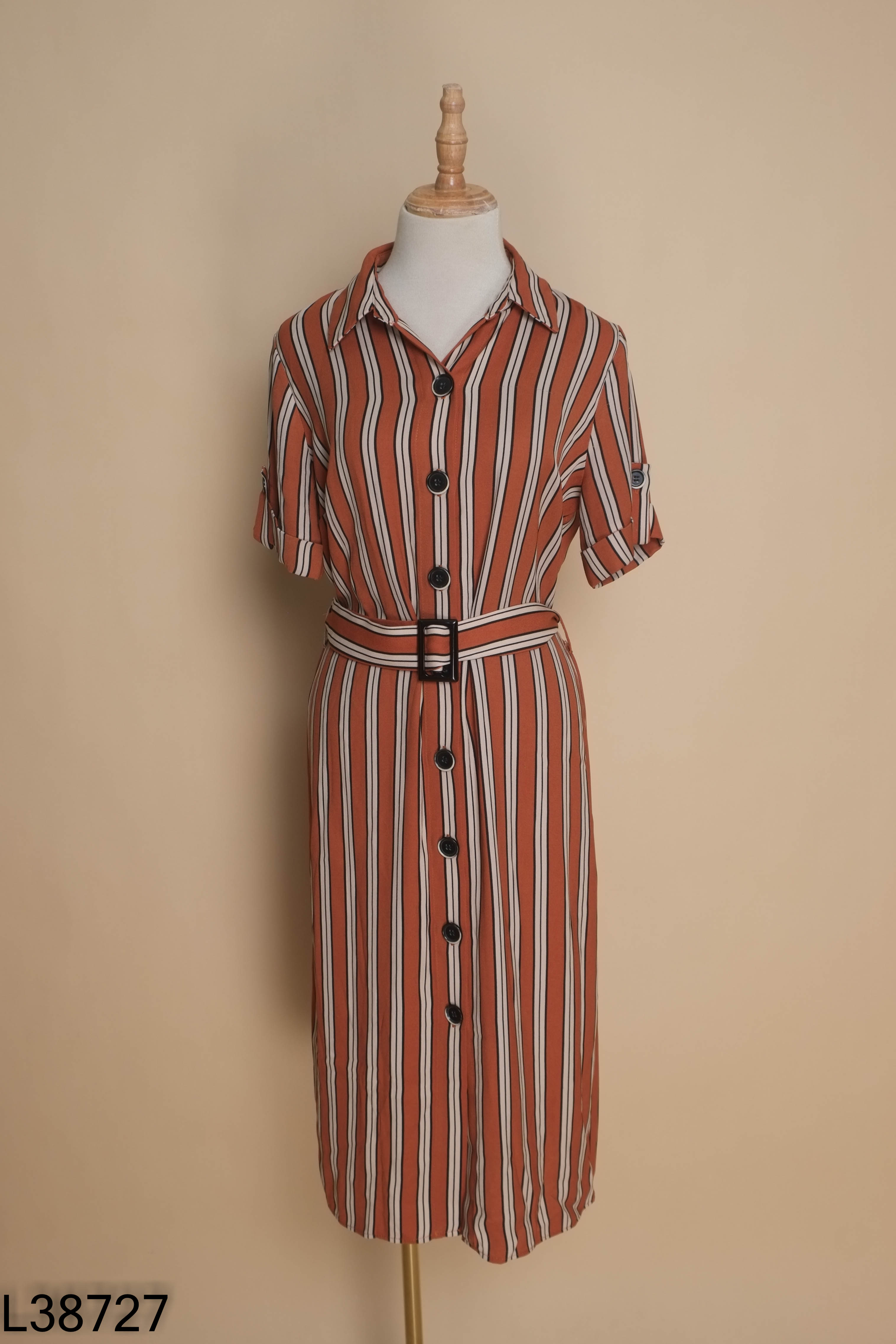 Váy nâu suông kẻ RIVER ISLAND