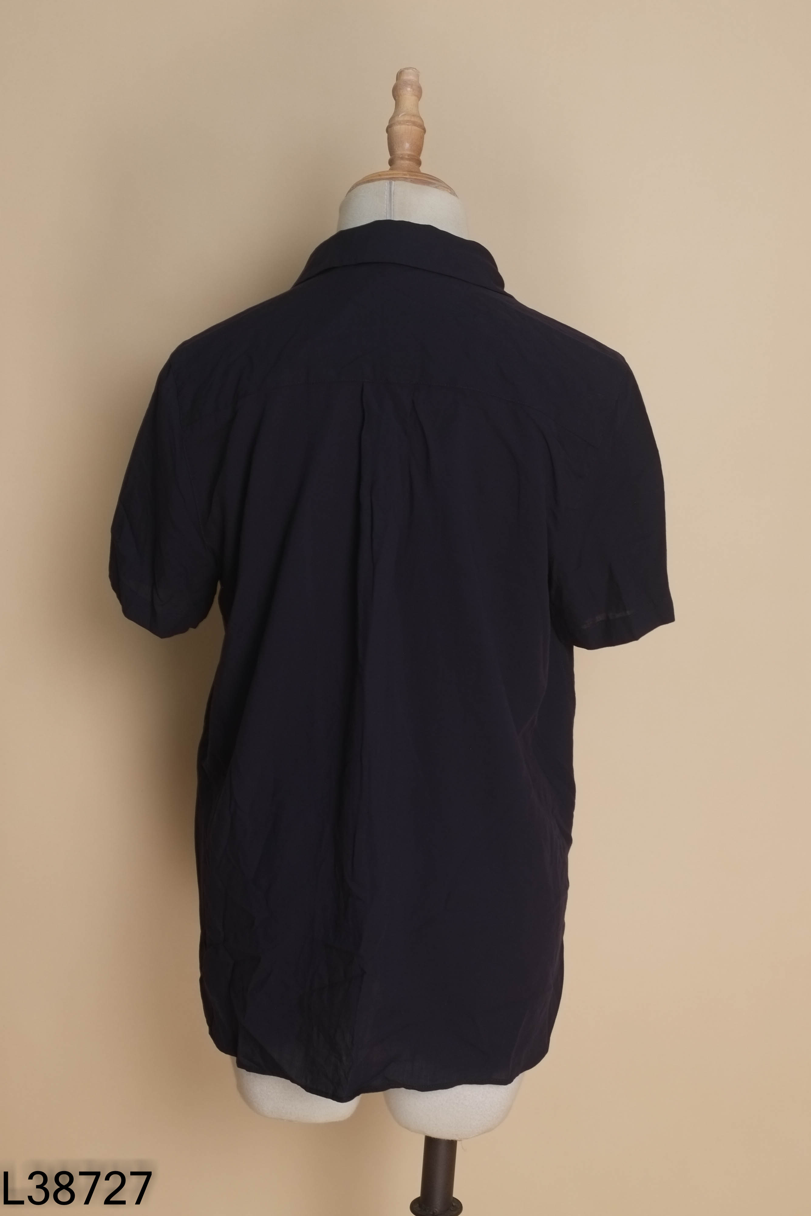 Áo sơ mi ngắn tay xanh UNIQLO