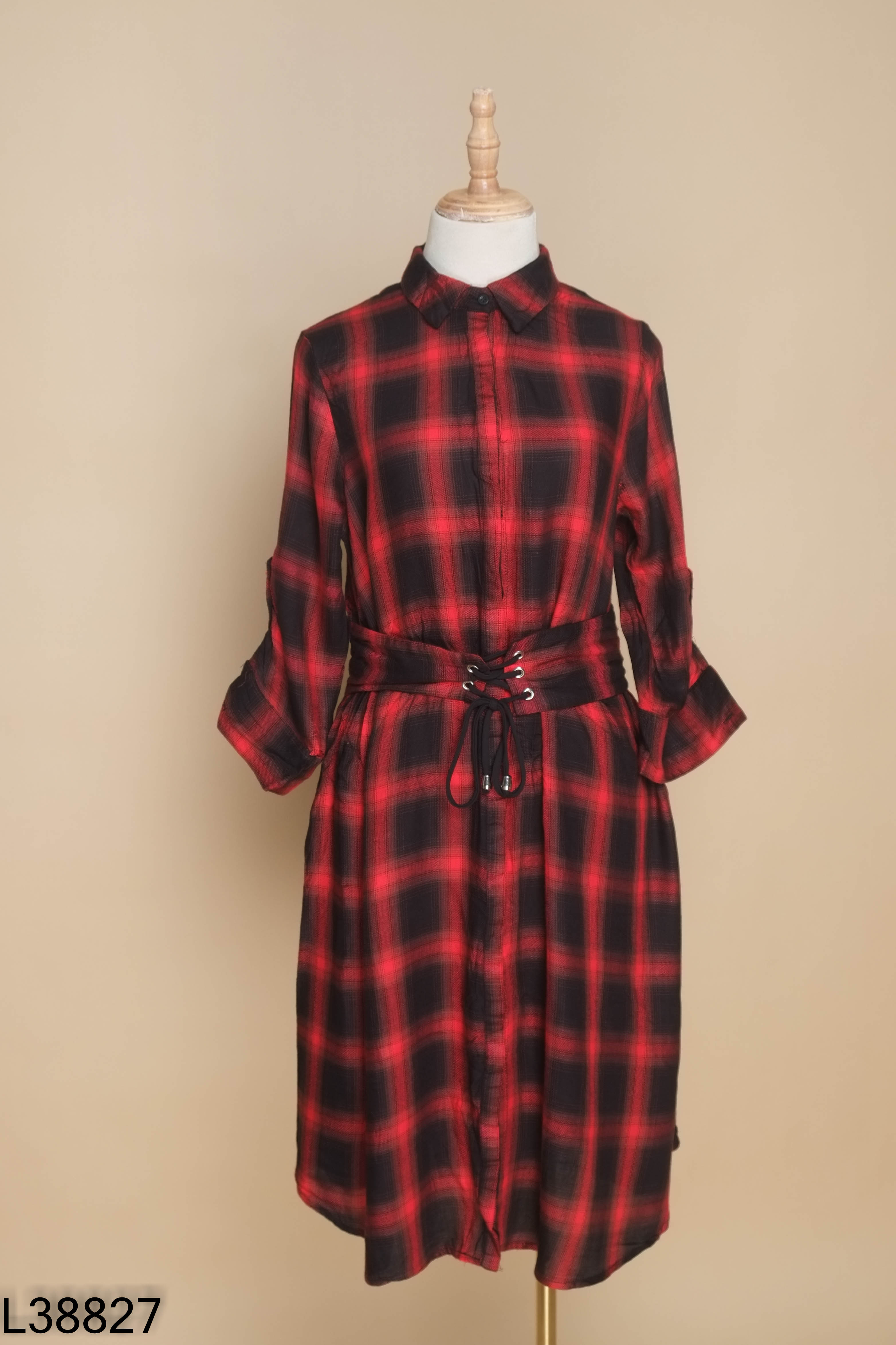 Váy đỏ kẻ VERO MODA tay lửng