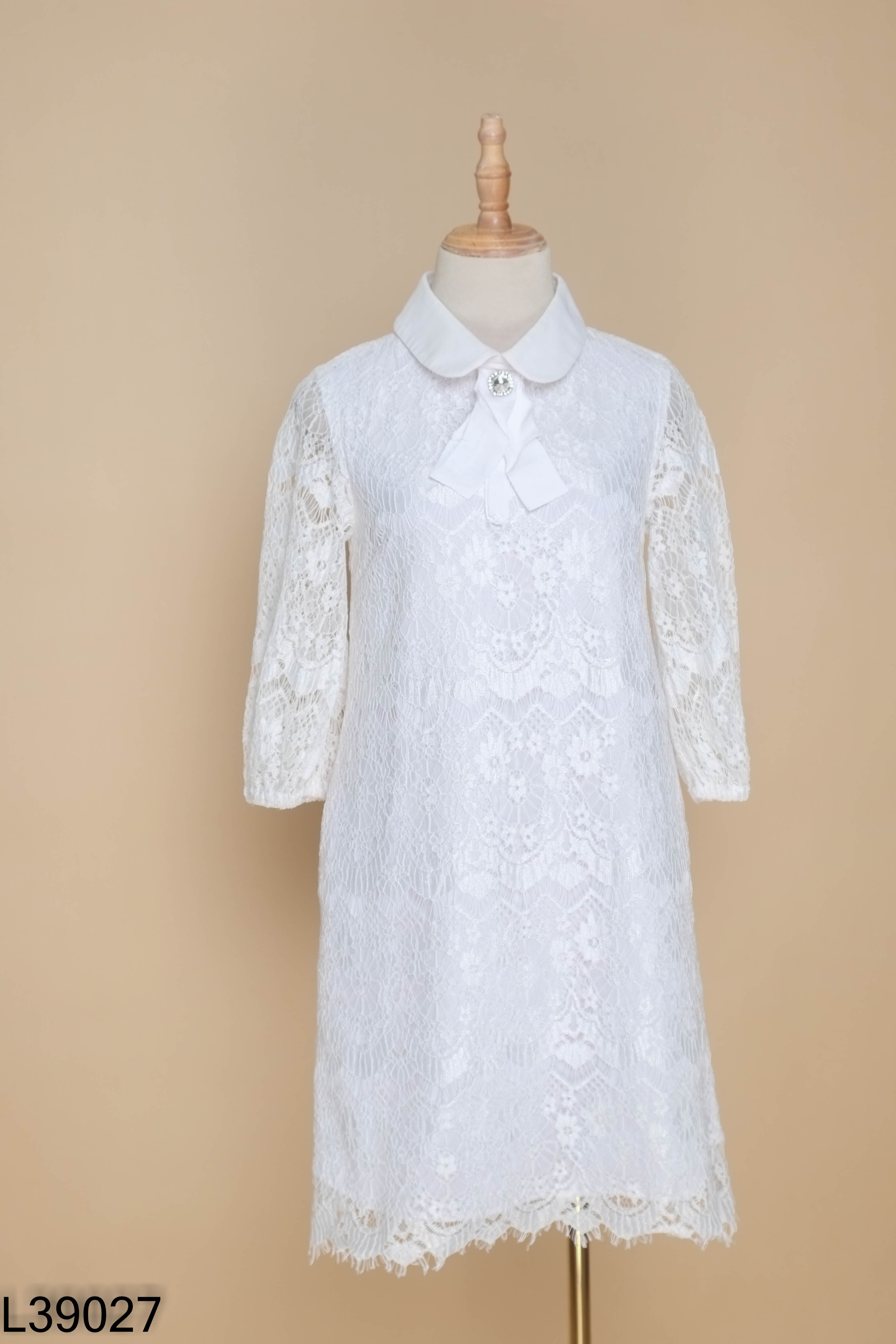 Váy ren trắng ELISE cổ sen nơ