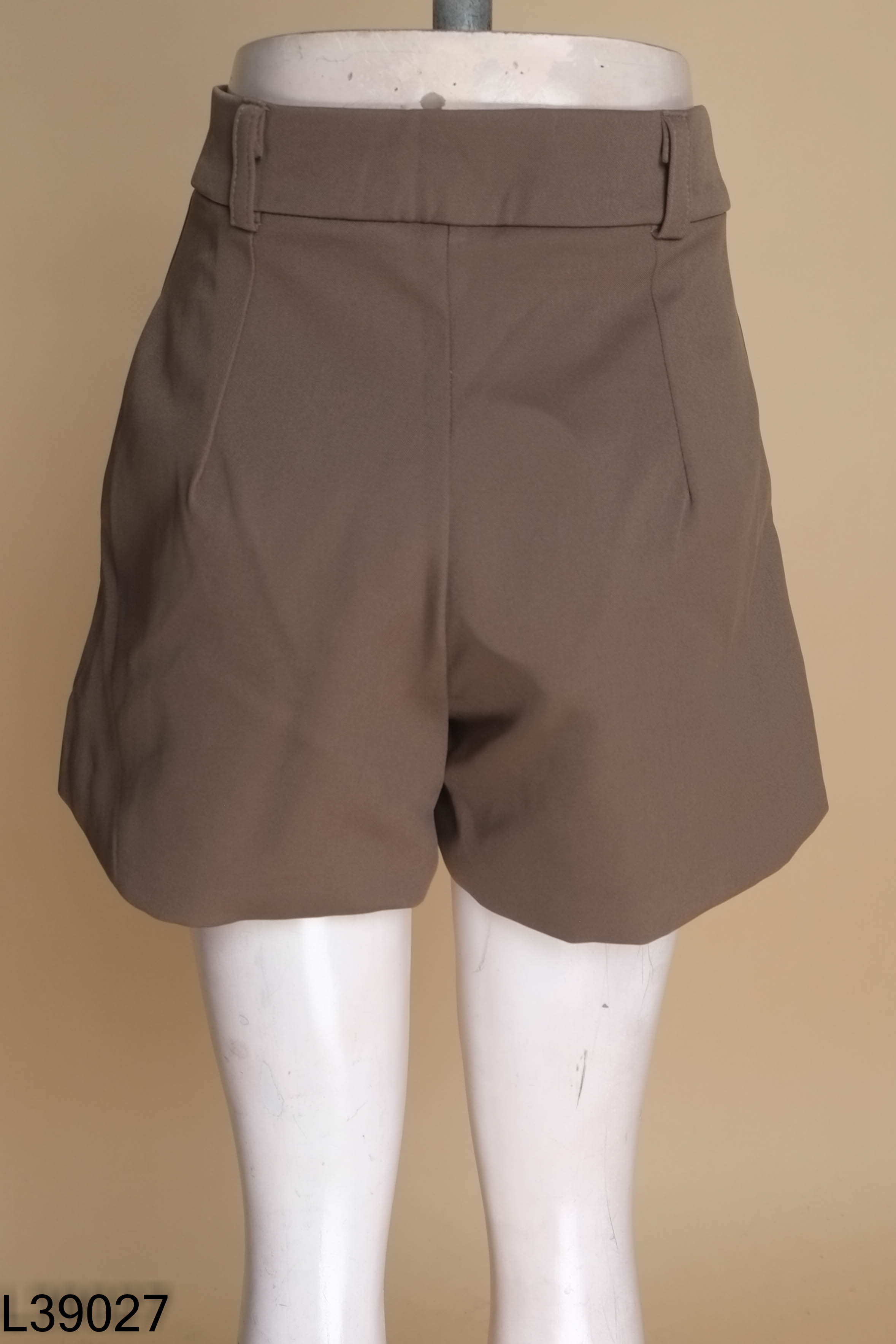 NEWTAG Quần shorts LA MERCI nâu