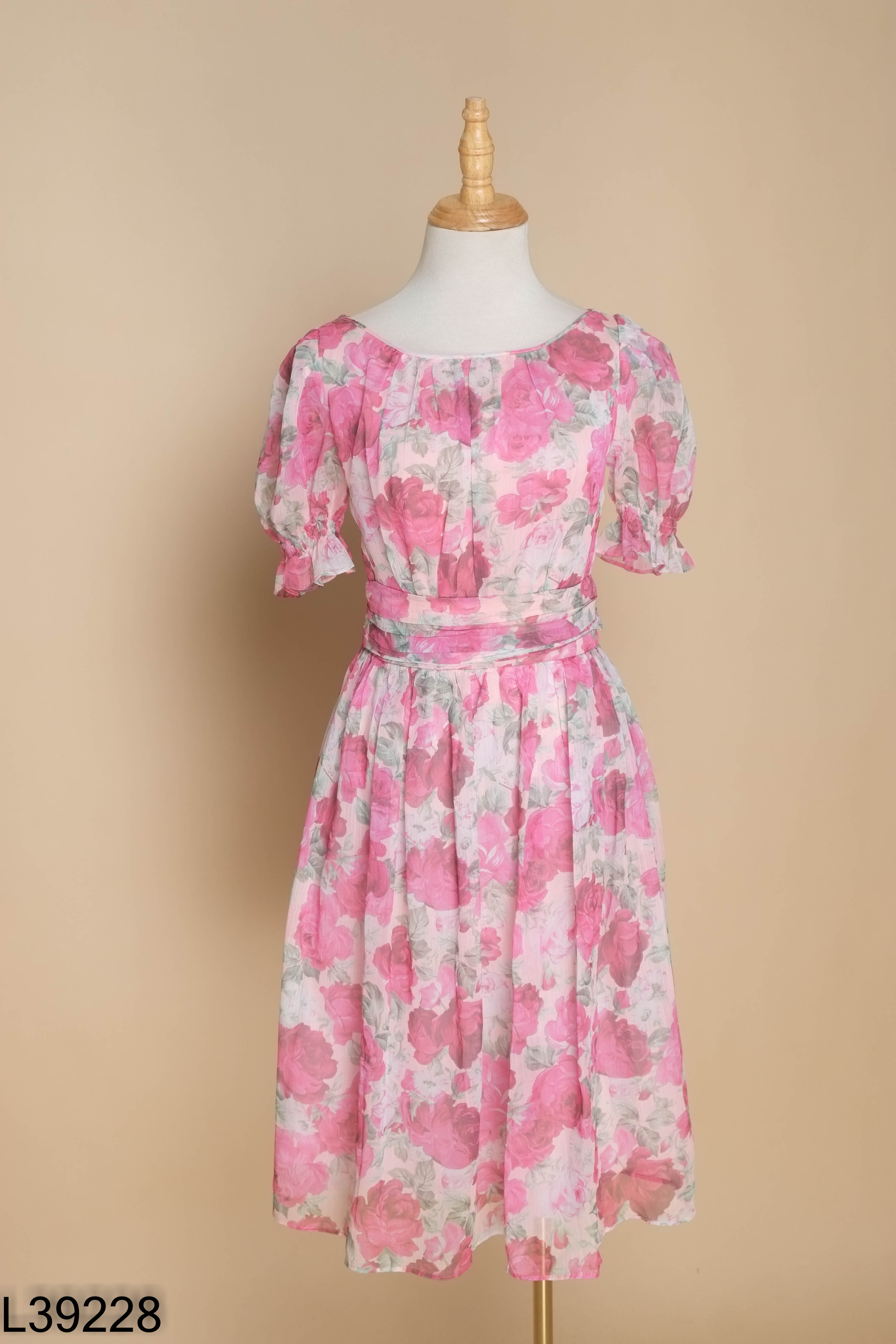 Váy H&H LUXURY hồng họa tiết hoa