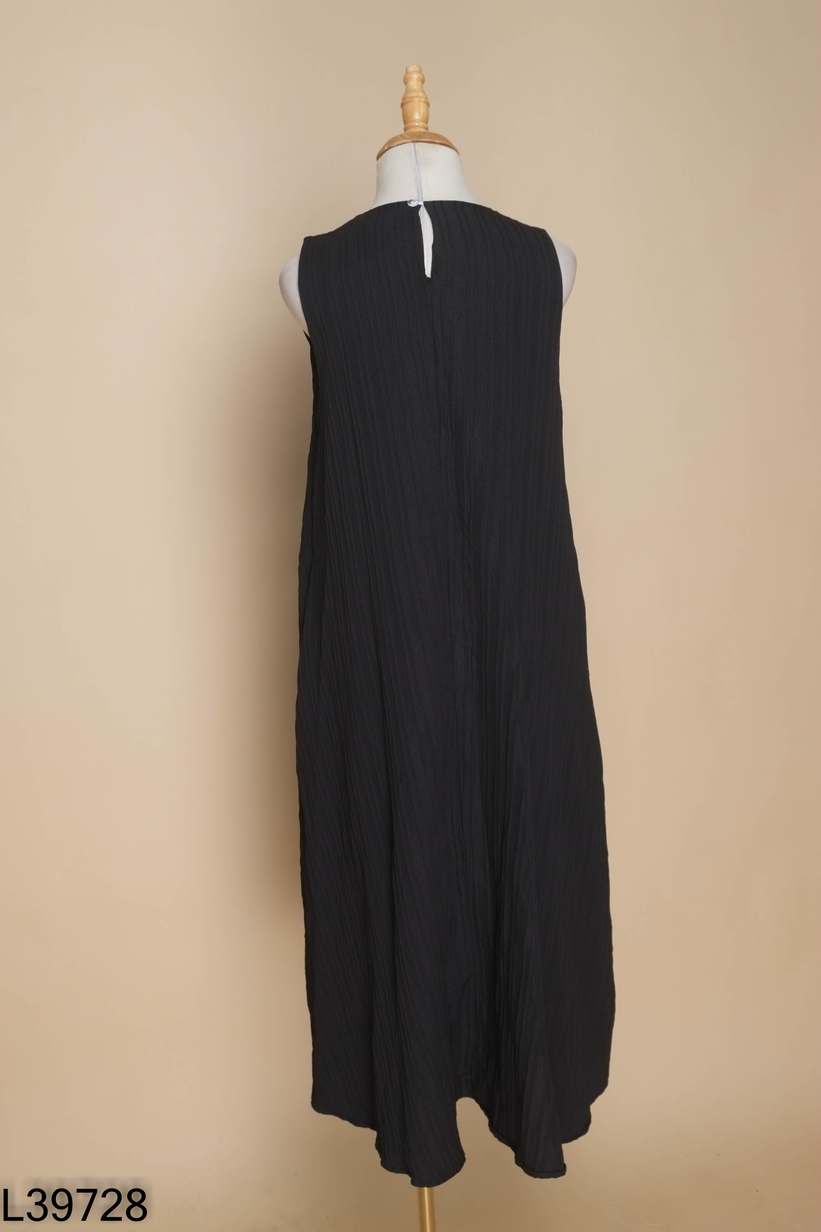 Váy maxi đen 29FEB.CLOSET sát nách