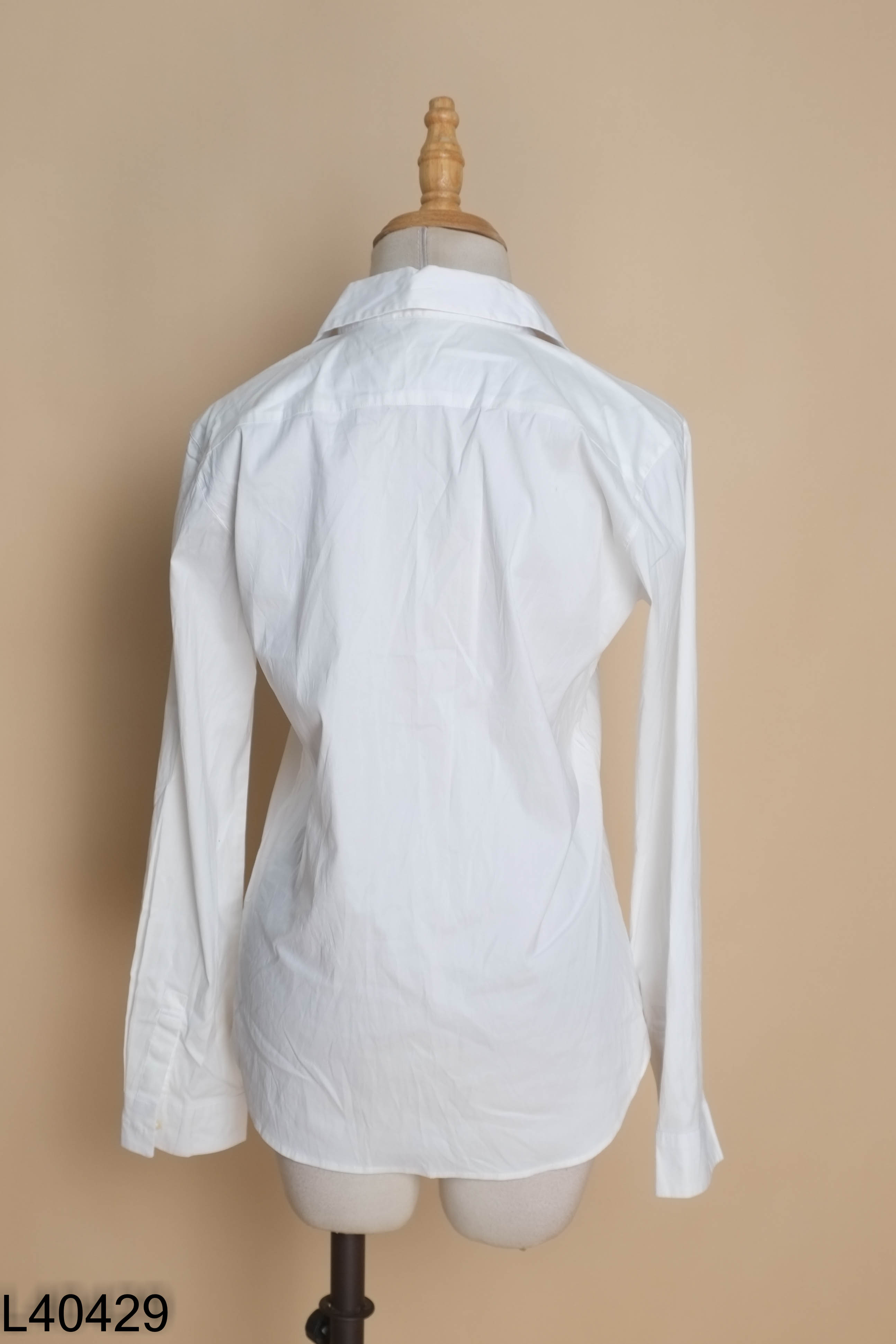 Áo sơ mi UNIQLO trắng trơn
