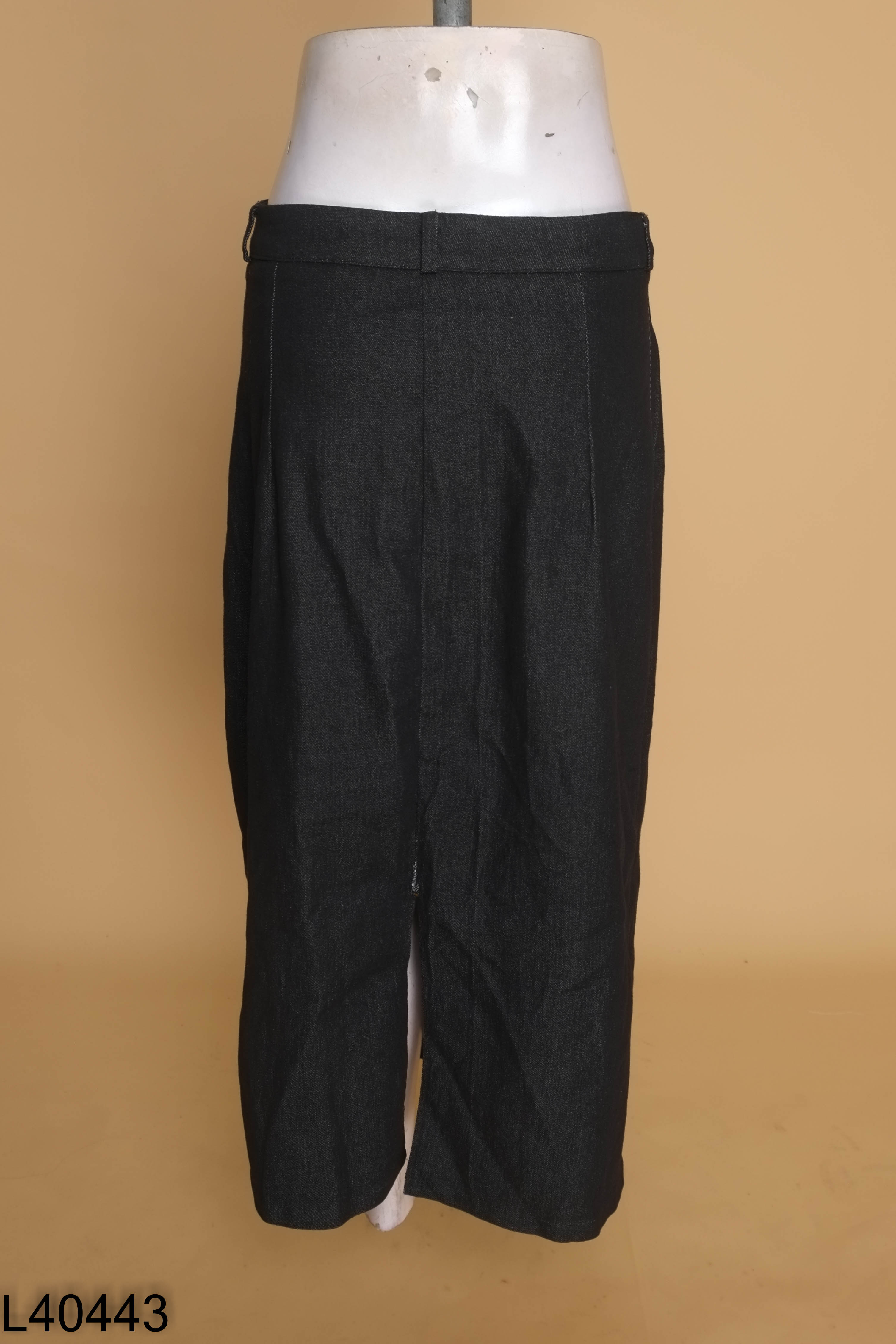 Chân váy jeans đen dài