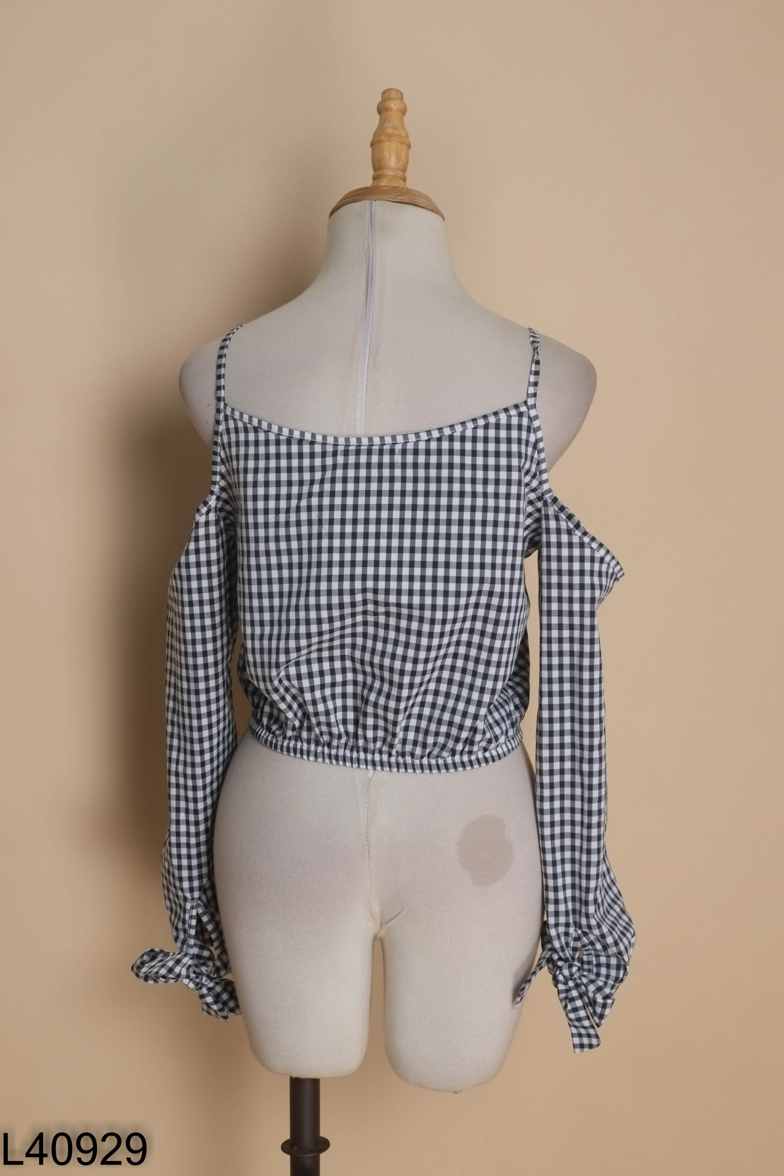 Áo croptop CHICBAE đen kẻ caro