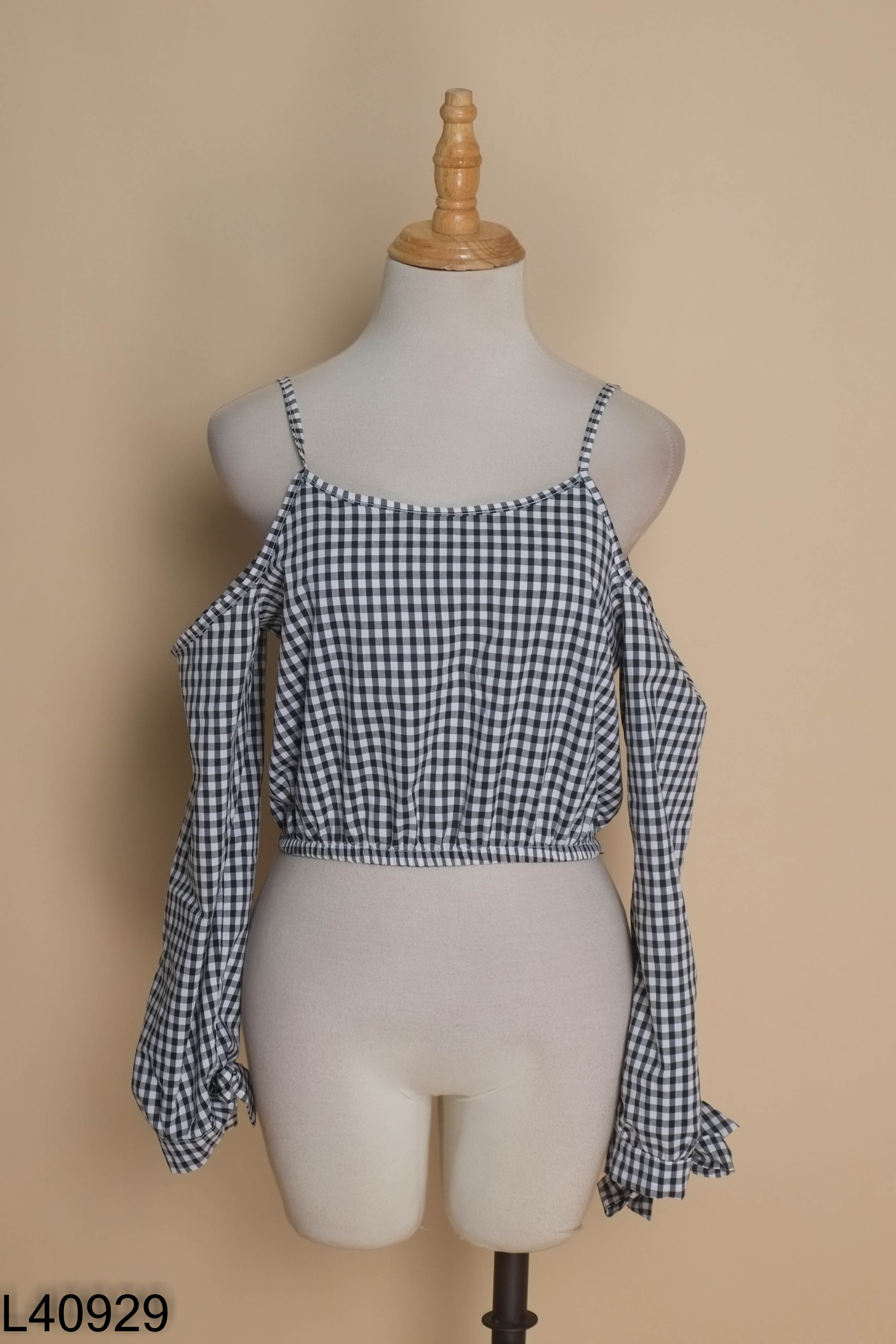 Áo croptop CHICBAE đen kẻ caro