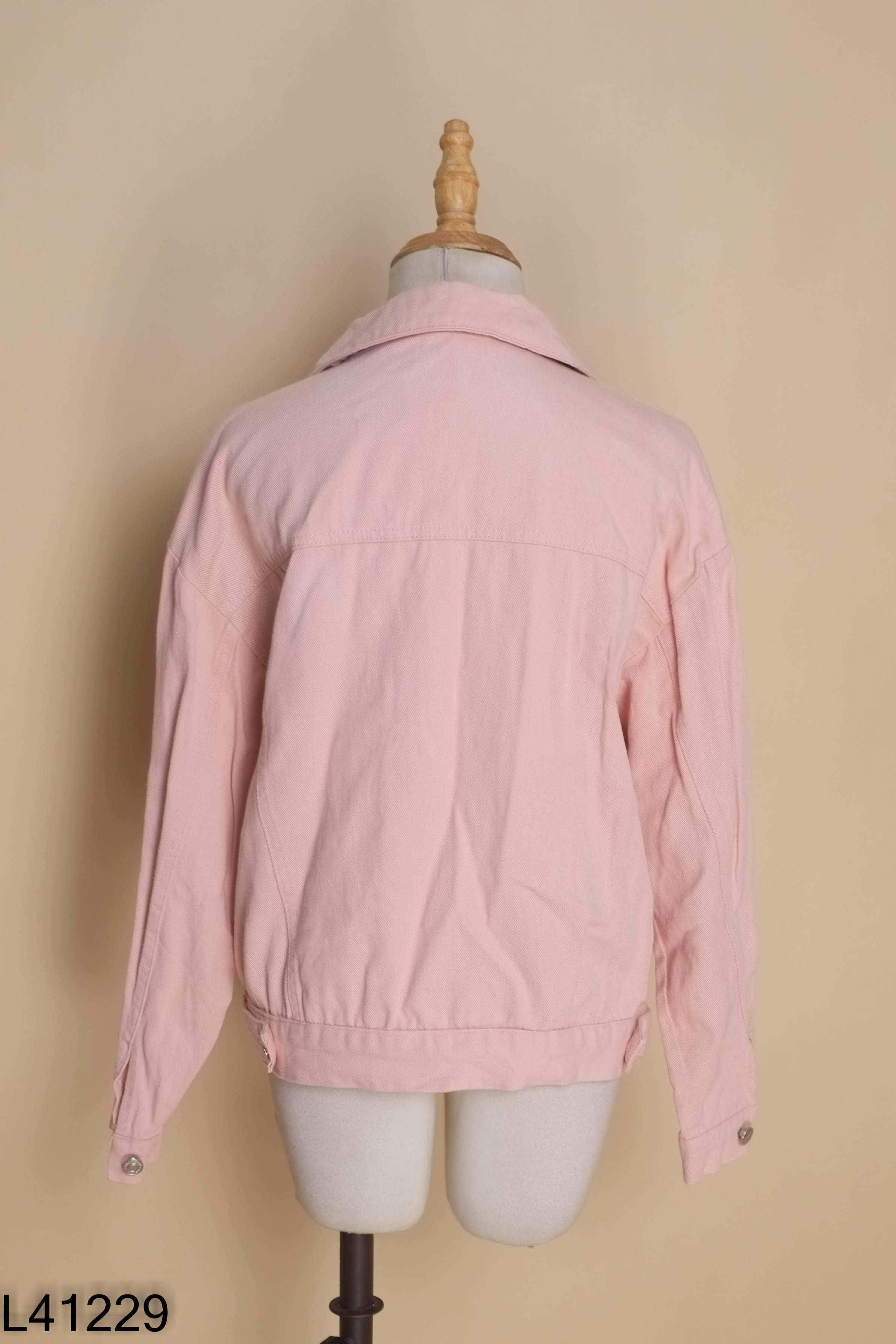 Áo khoác jeans hồng trơn