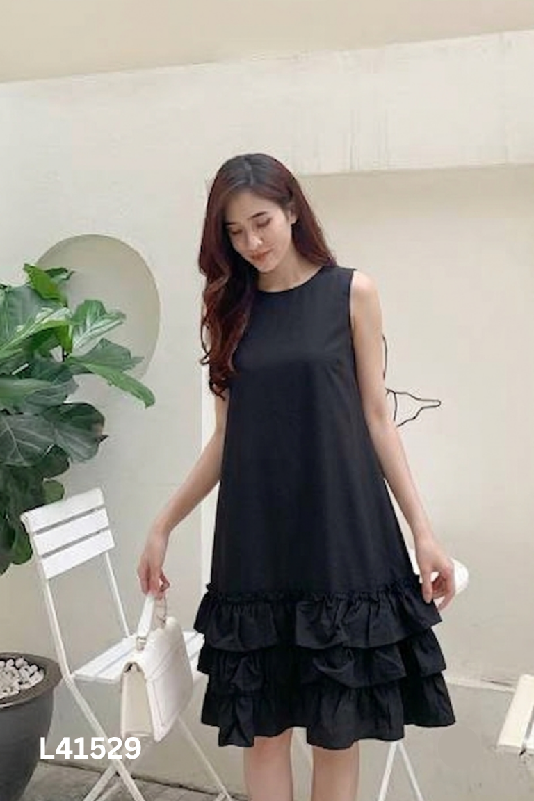 NEWTAG LINH BÔNG'S váy sát nách đen bèo