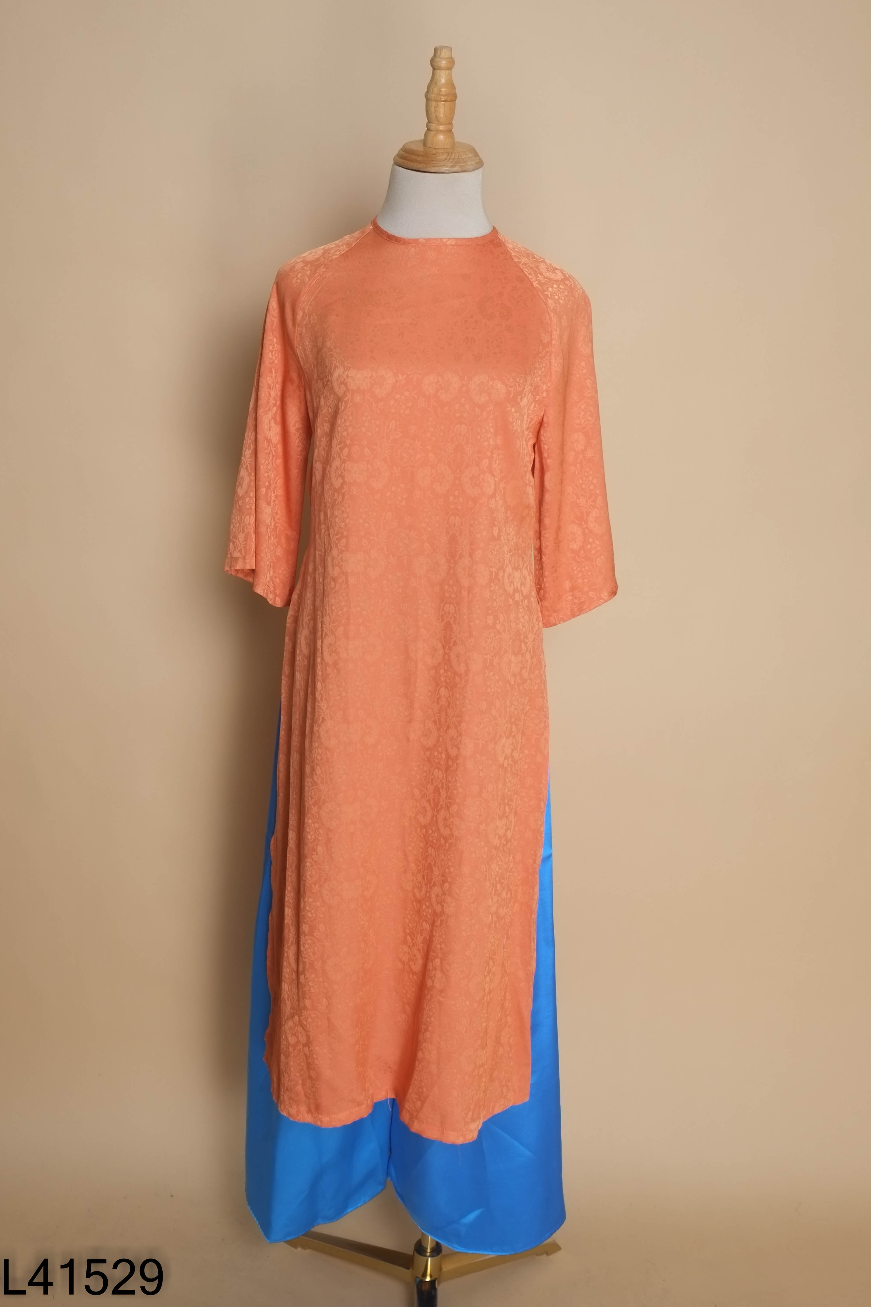 Set áo dài cam MONANA+quần xanh