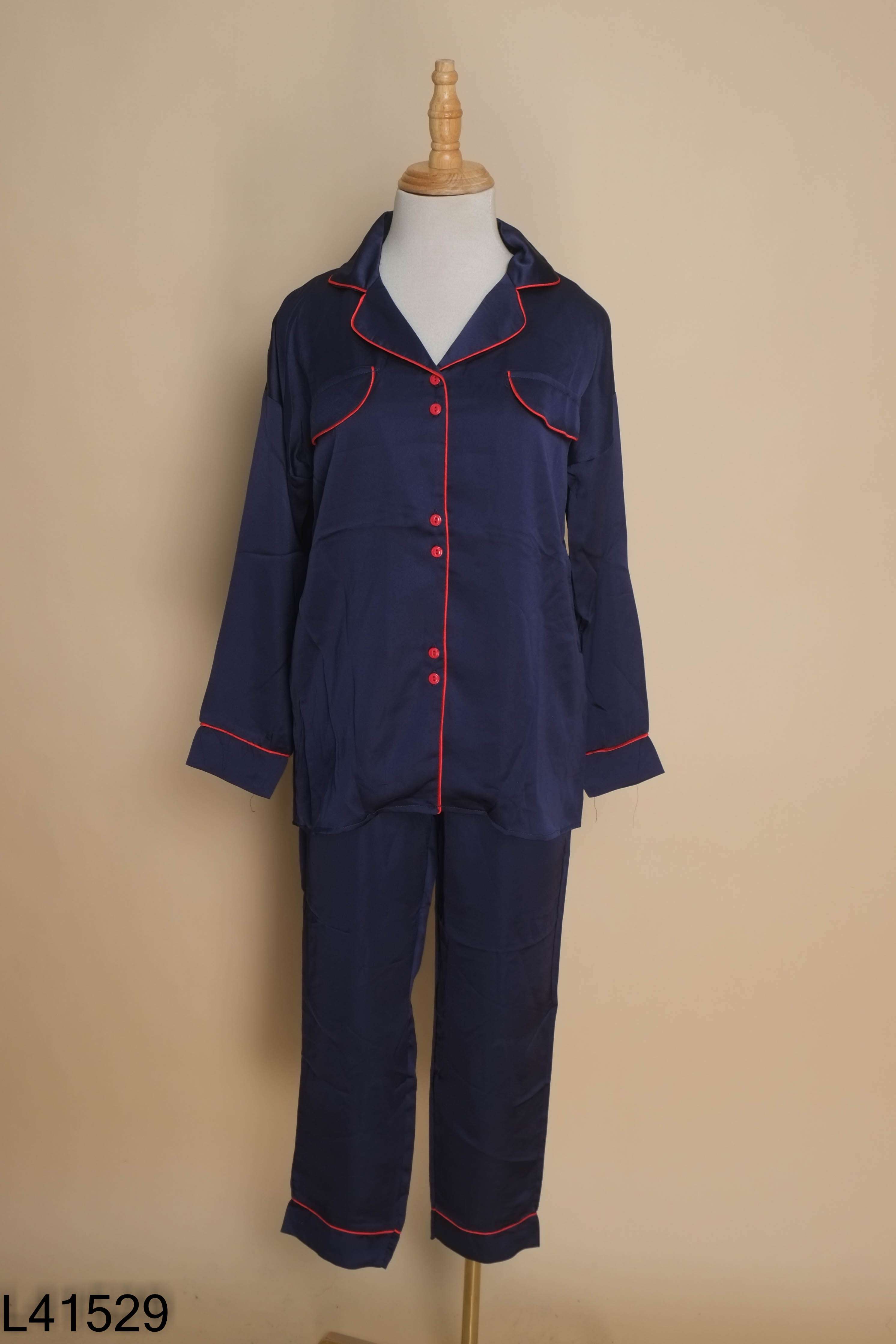 NEWTAG LINH BÔNG'S set ngủ lụa xanh