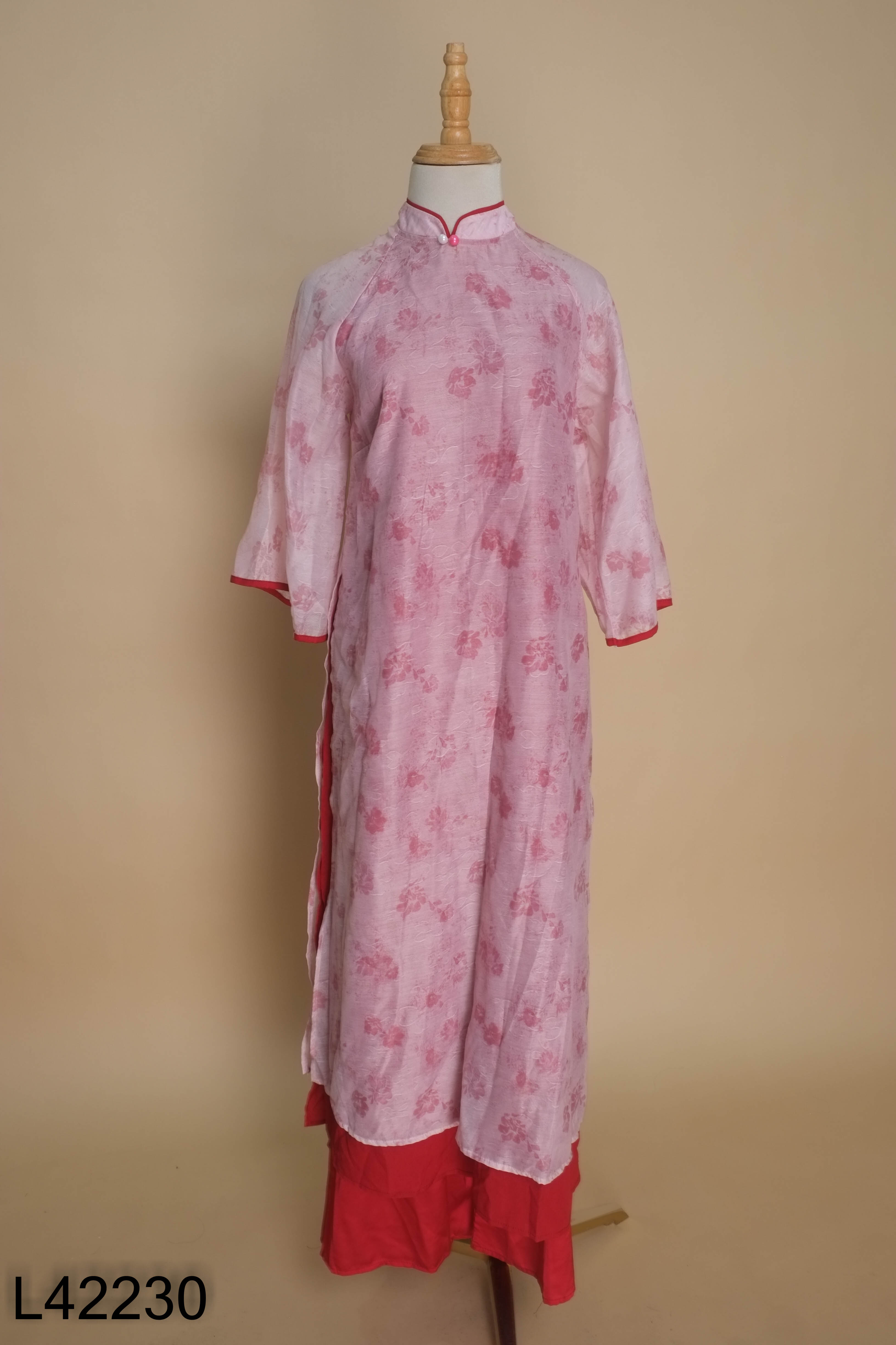 Set Áo dài voan họa tiết đỏ kèm quần
