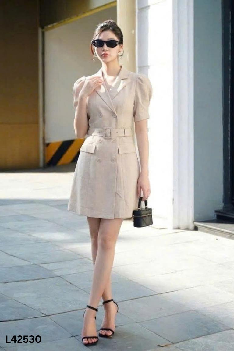 Váy CCHAT nâu cổ vest buộc eo
