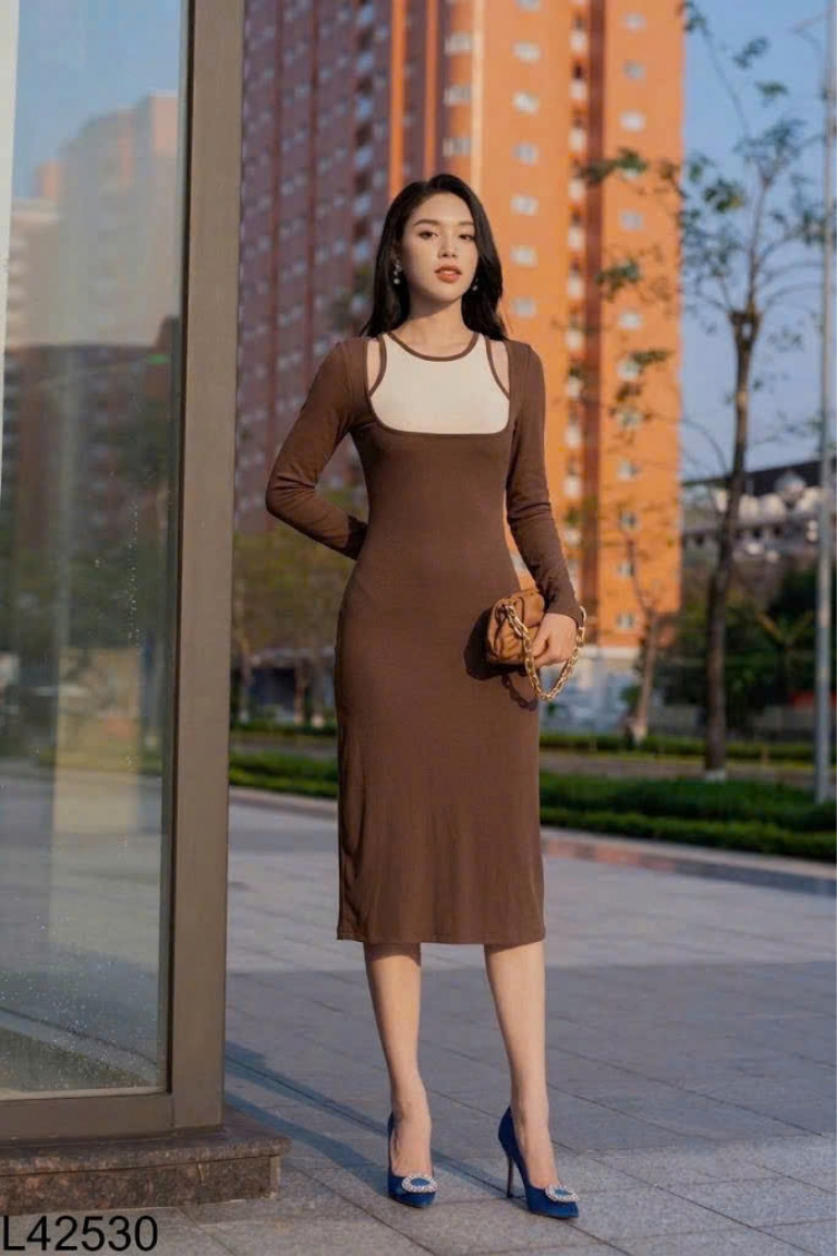 Váy CCHAT nâu mix kem hở vai