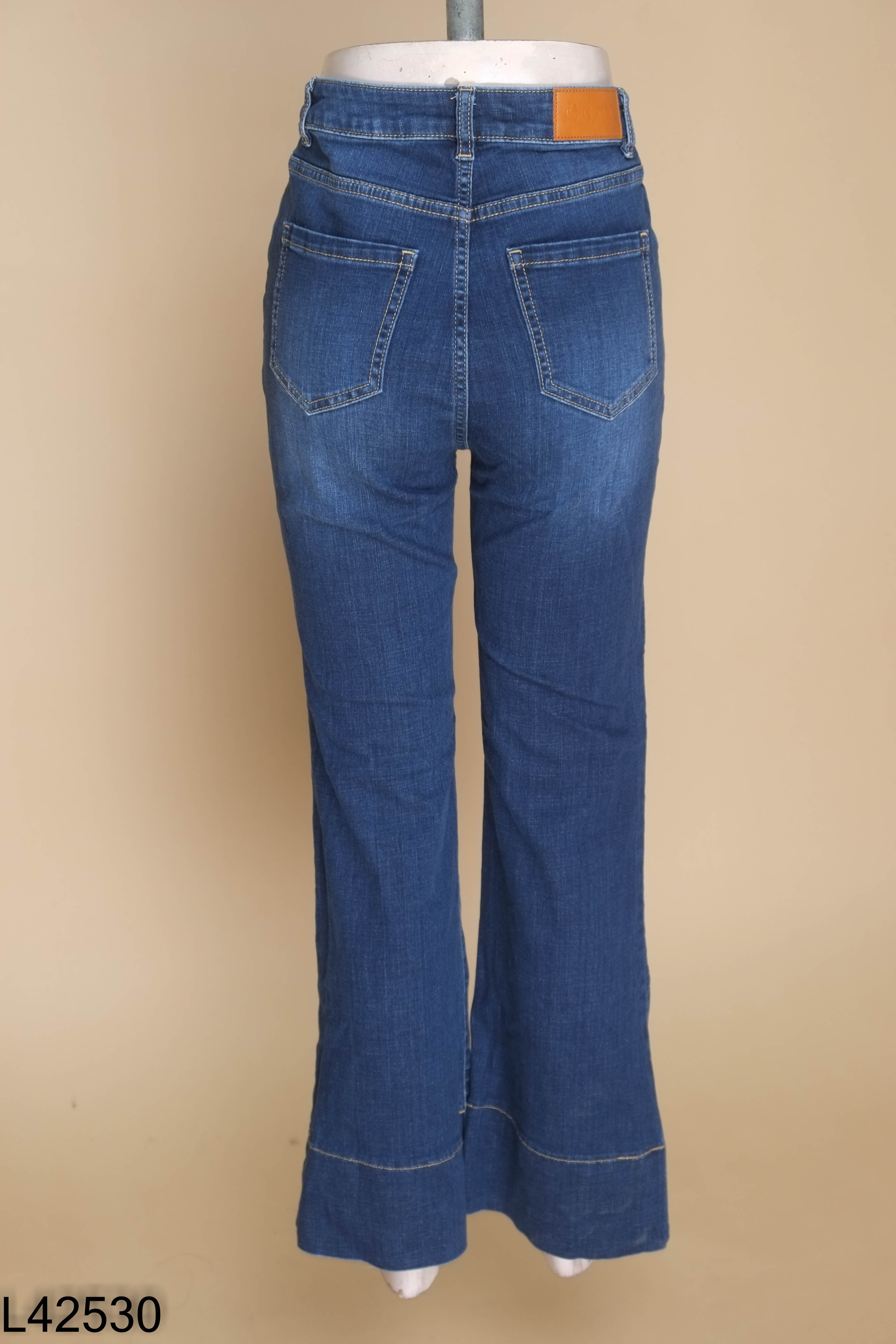 Quần jeans CCHAT xanh loe