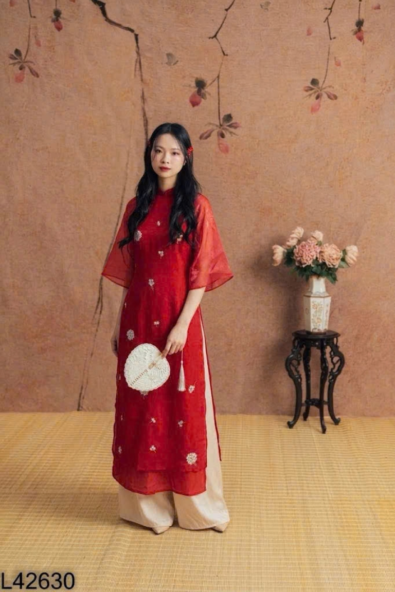 Set áo dài voan đỏ thêu hoa TWIN+quần lụa