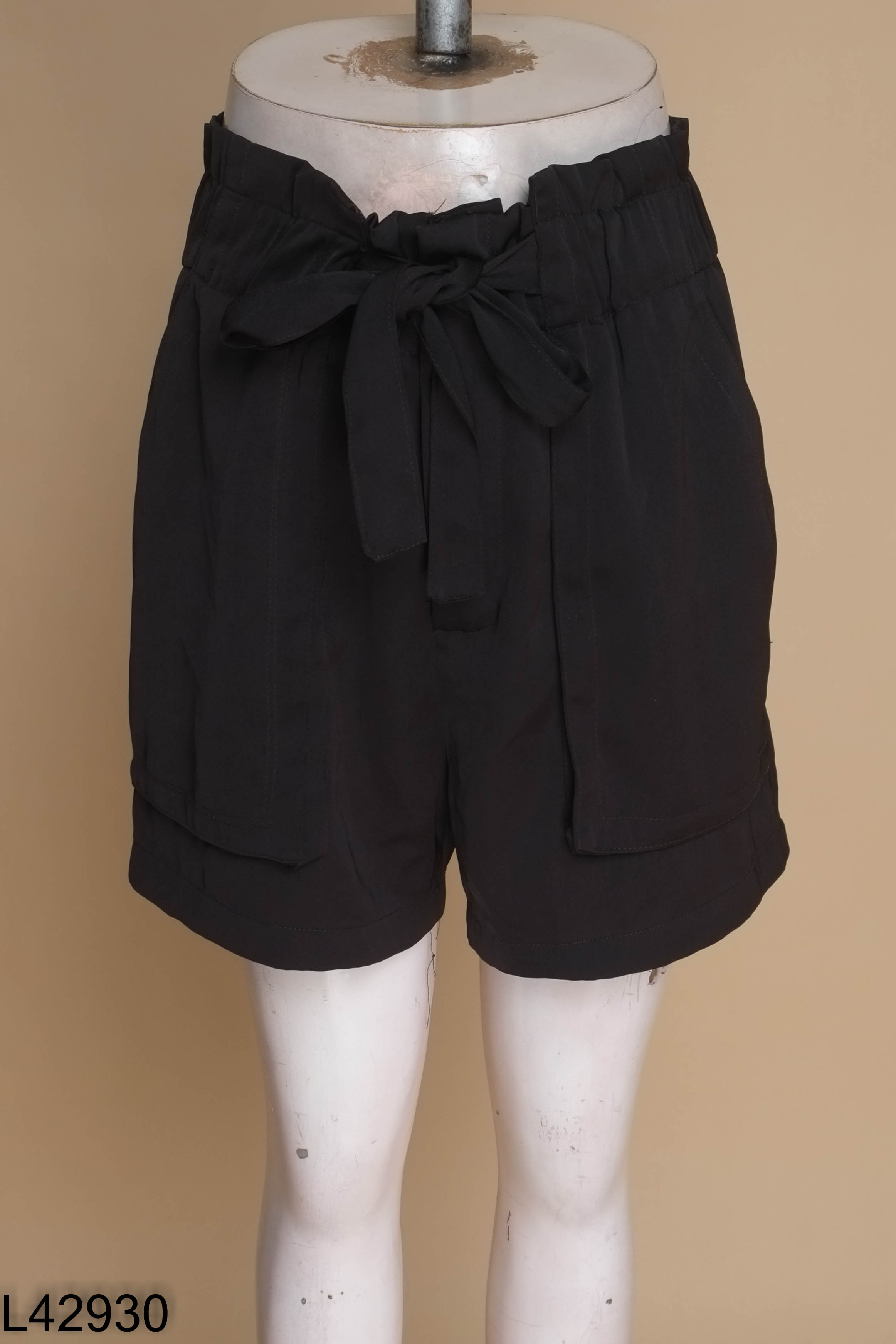 Quần shorts JICAMA STUDIOS đen