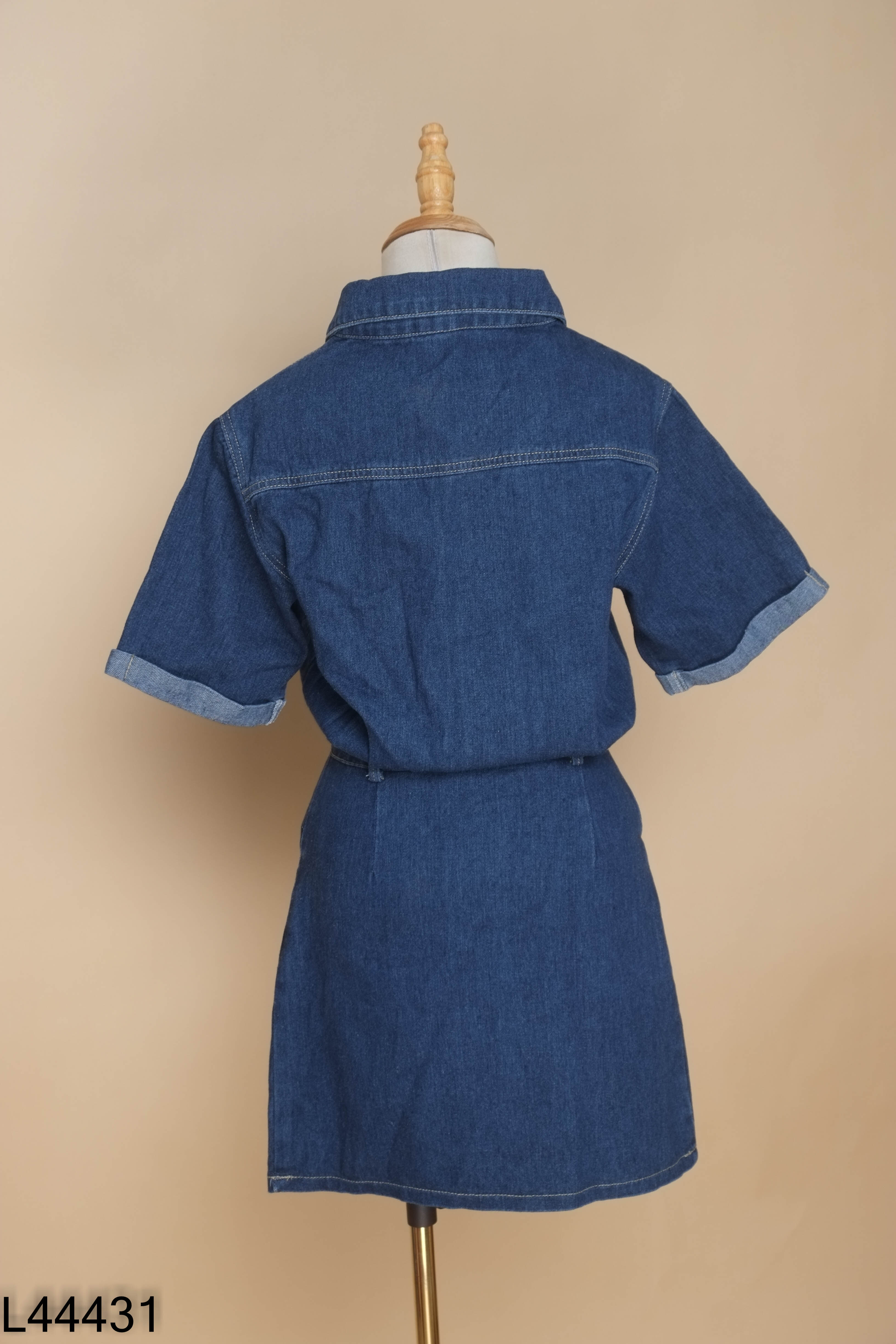 Váy jean xanh cộc tay