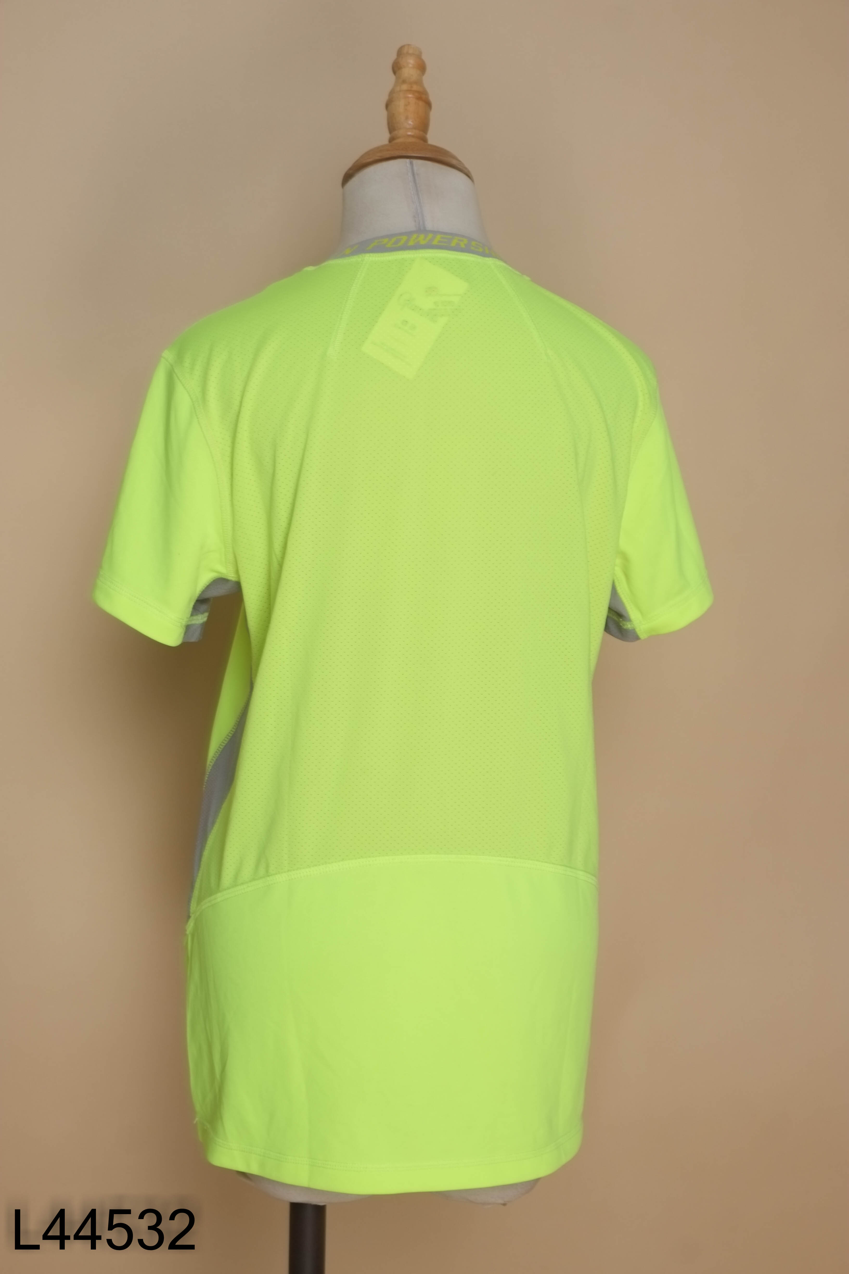 Áo thun Lining xanh neon