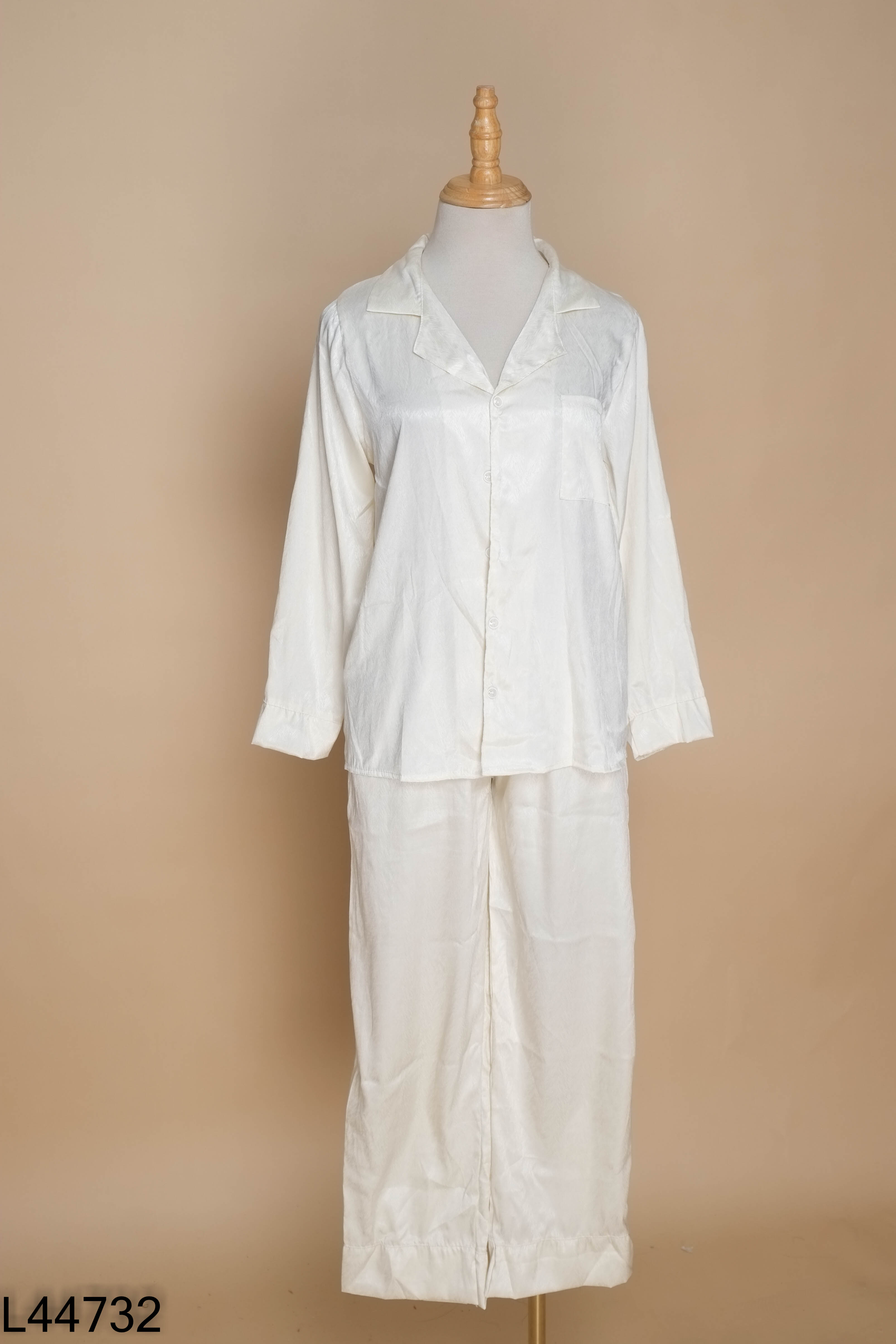 SET áo ngủ SAM be+ quần