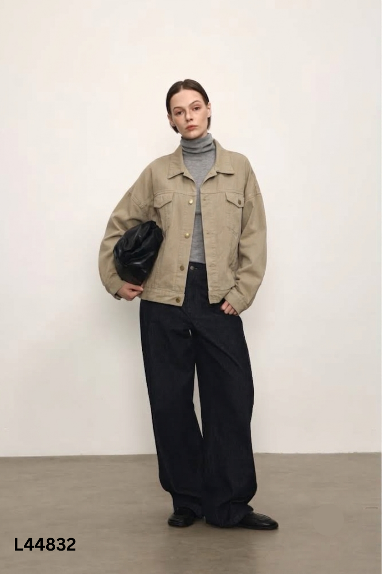 Áo khoác jeans xanh rêu form boxy