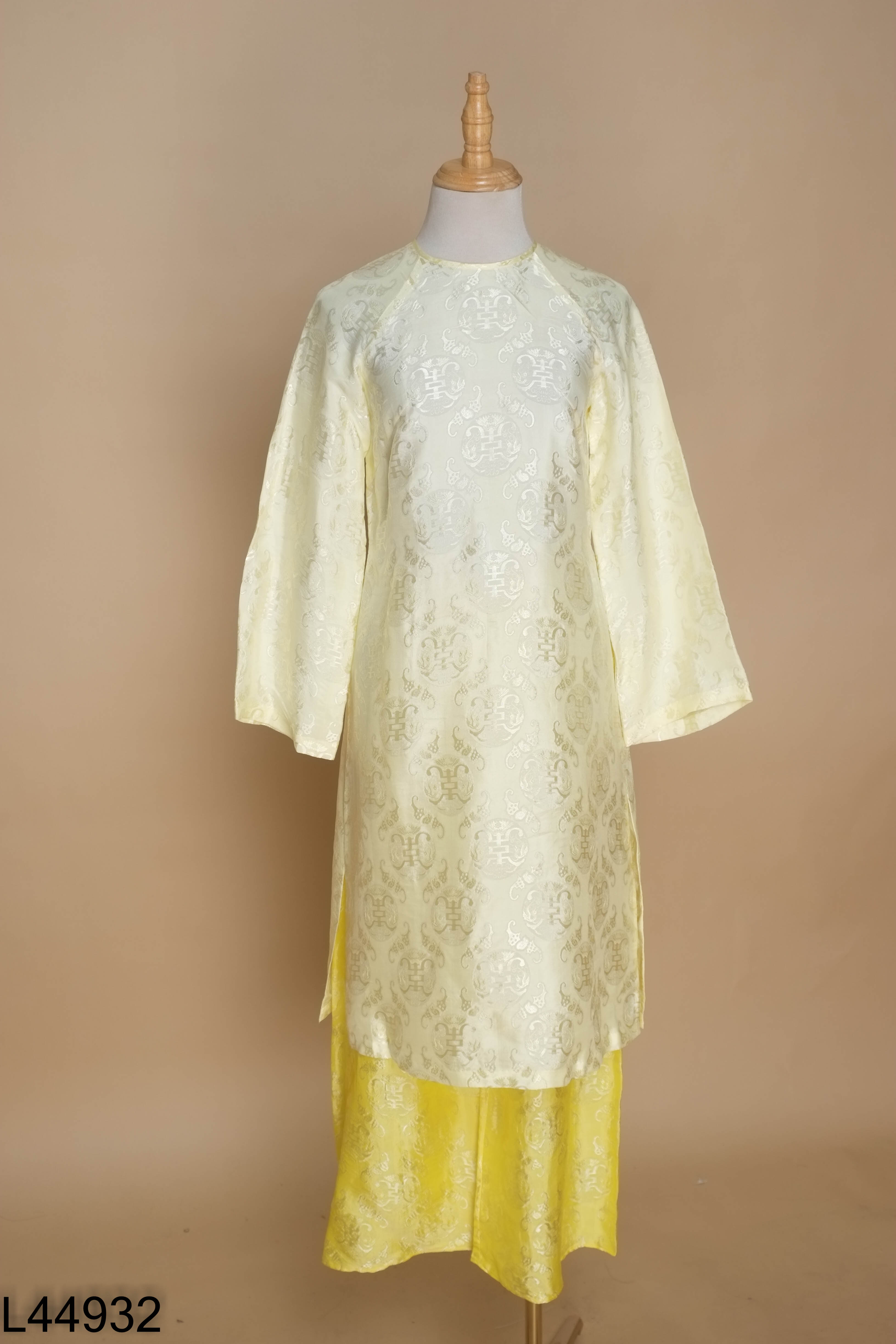 SET áo dài TỊNH AN vàng+ quần vàng