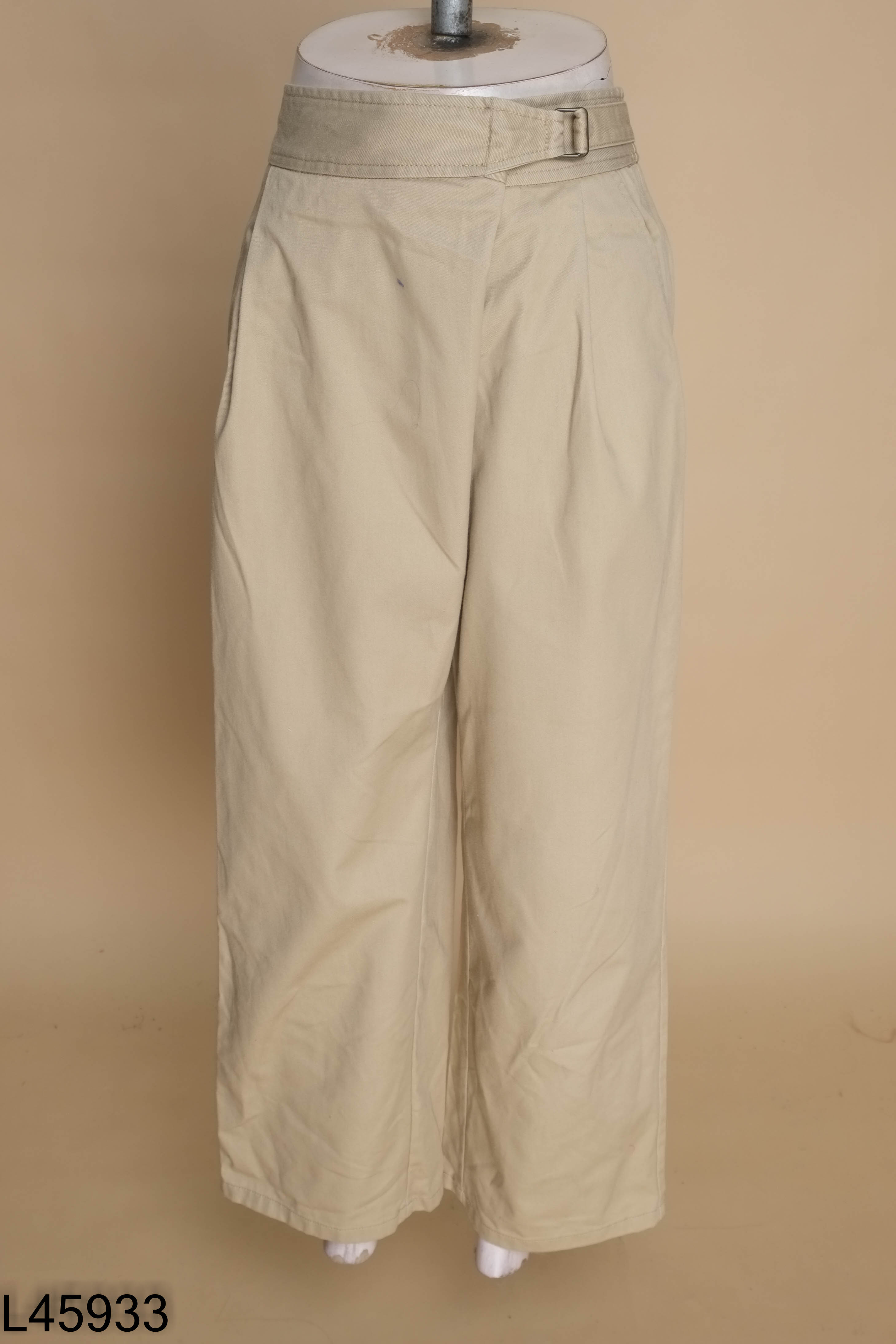 Quần kaki GU nâu