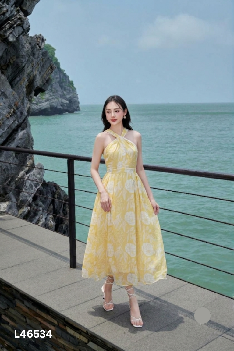 Váy vàng họa tiết trắng phối vai