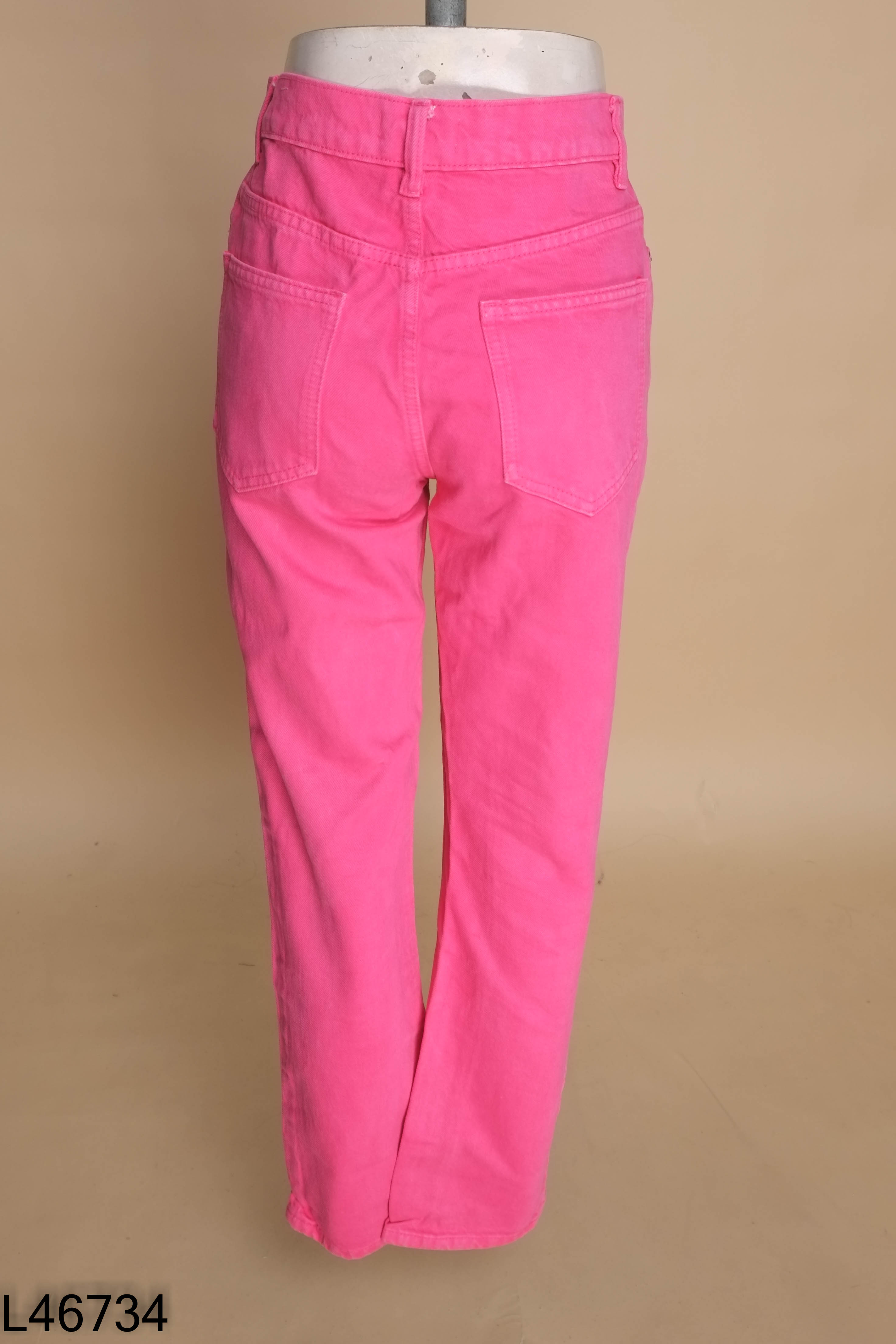 Quần hồng baggy
