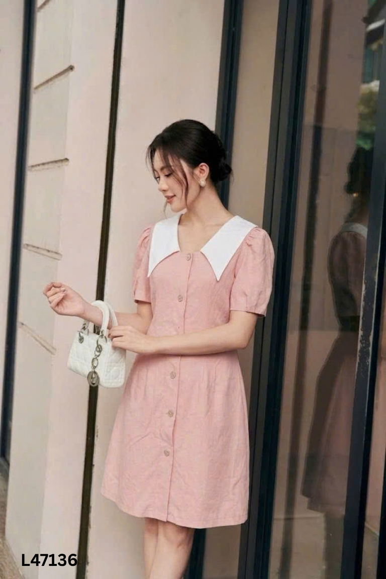 Váy hồng TIIN tay bồng cổ trắng