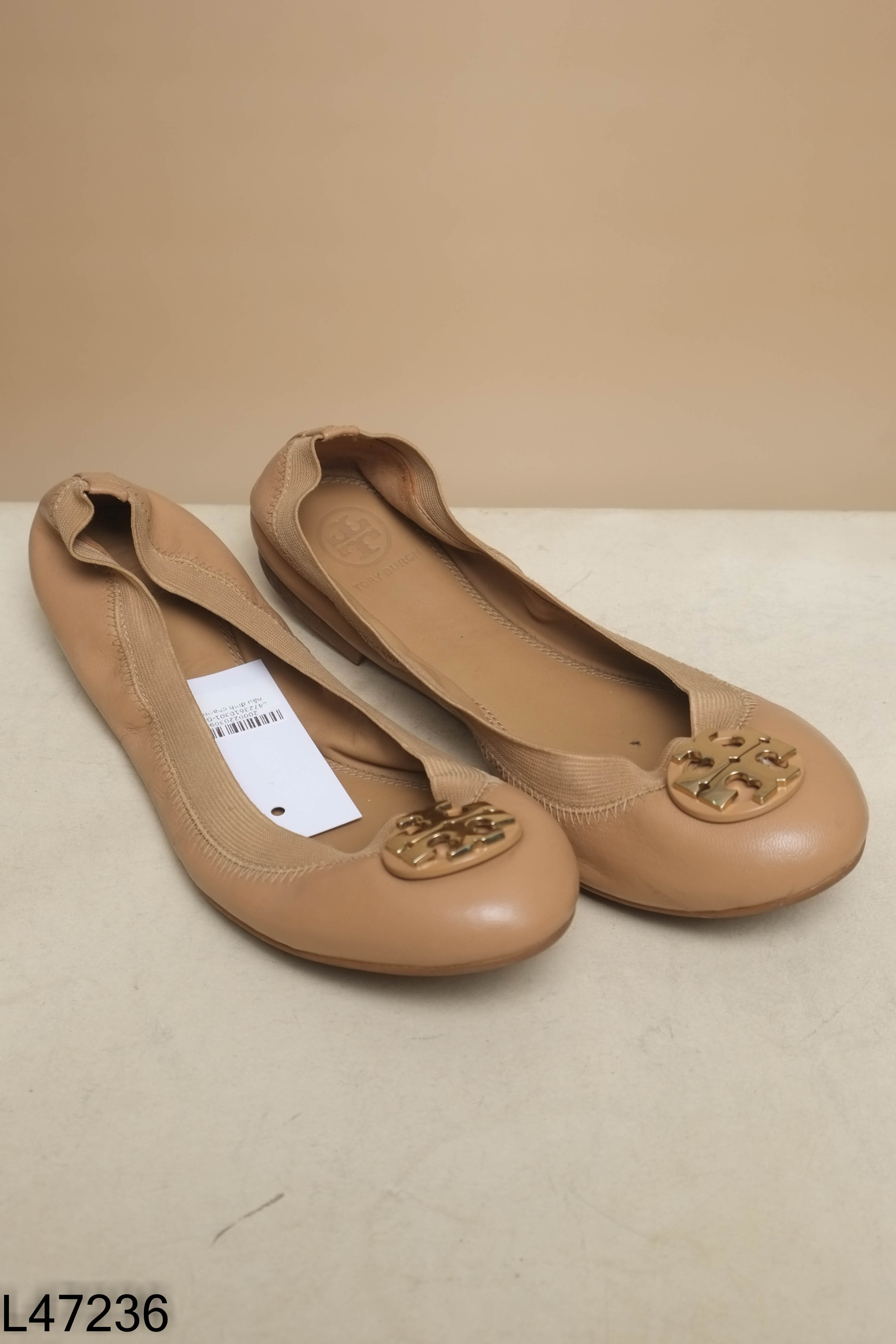 Giầy bệt nâu đính charm