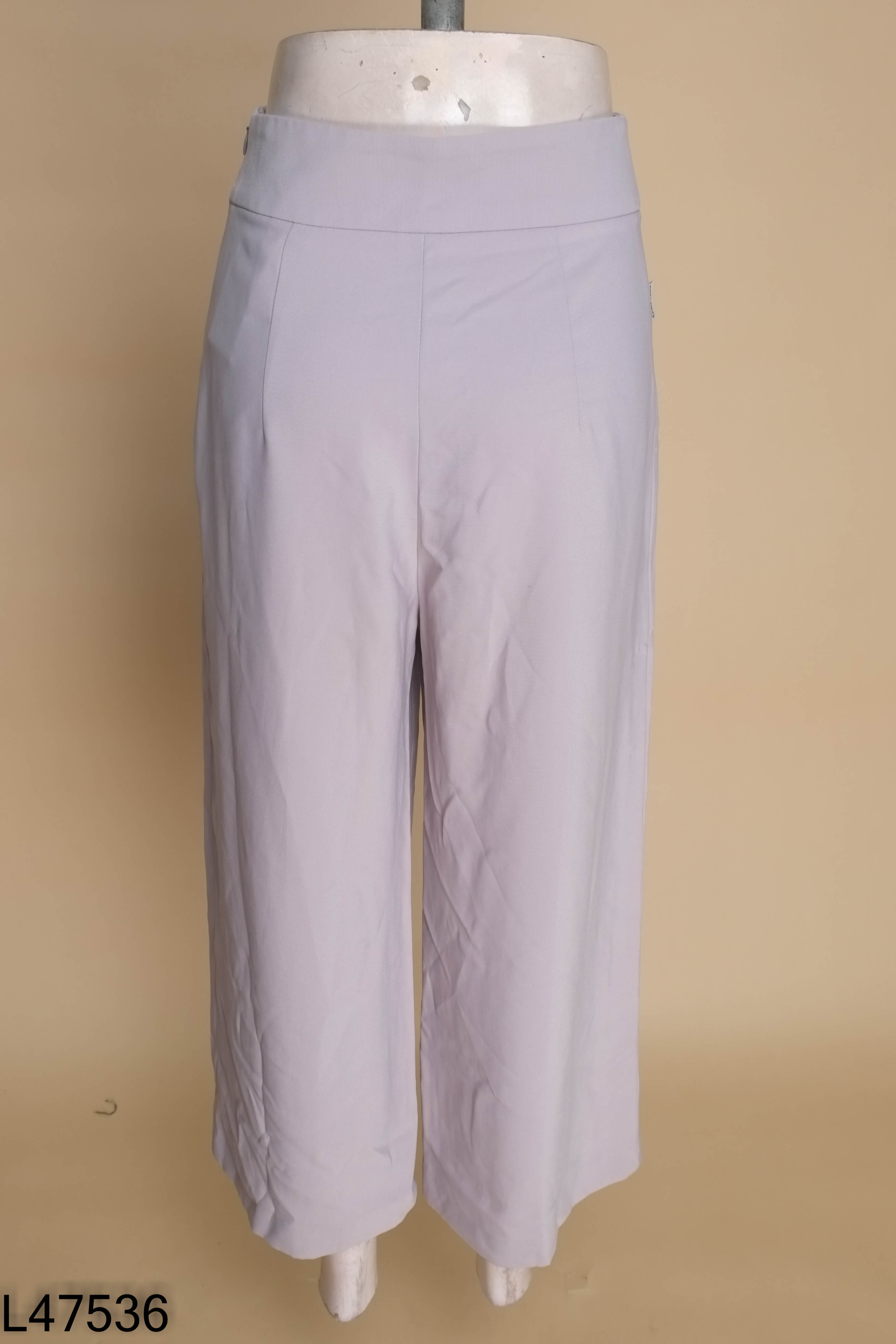 Quần ghi CHICLAND ống suông