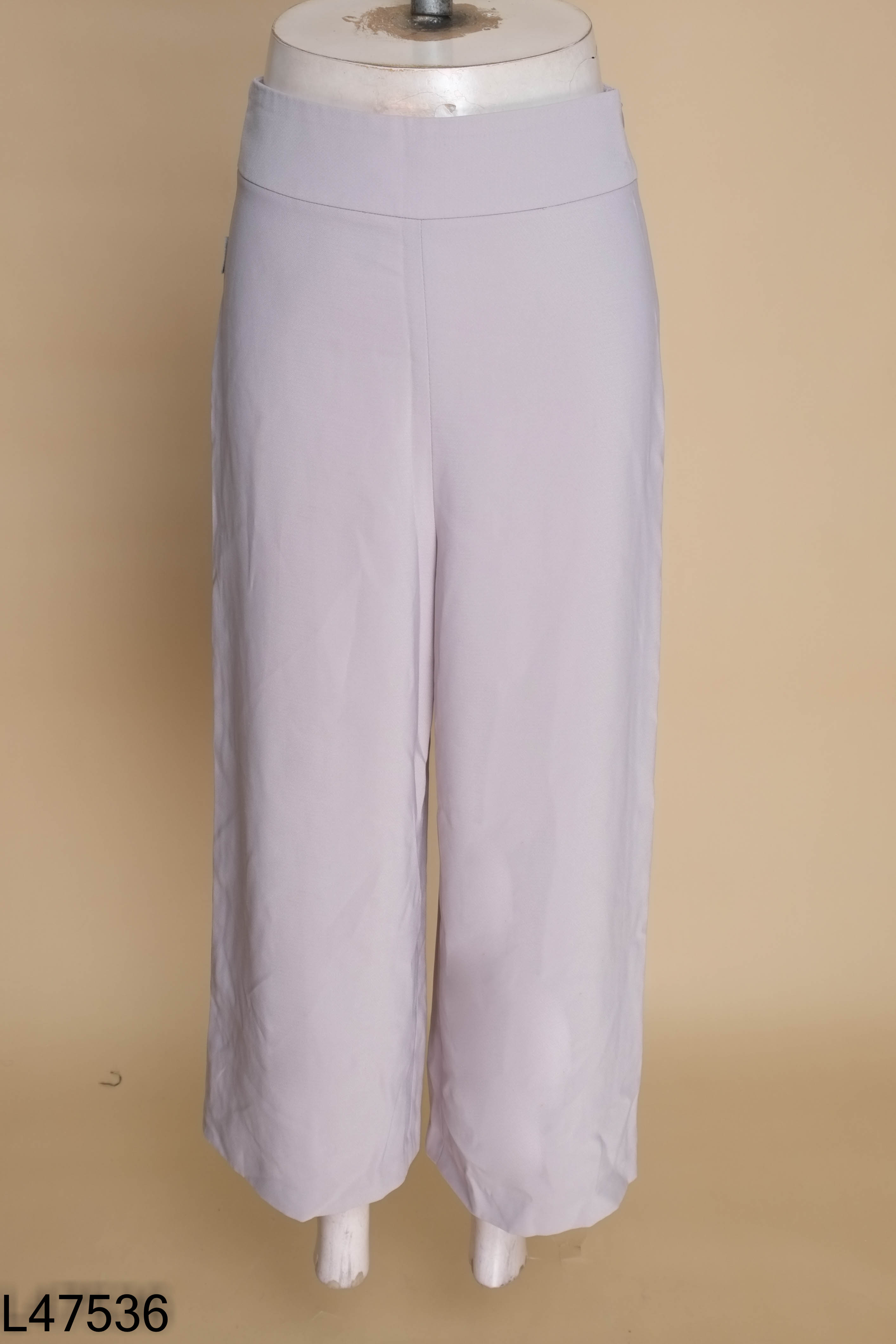 Quần ghi CHICLAND ống suông