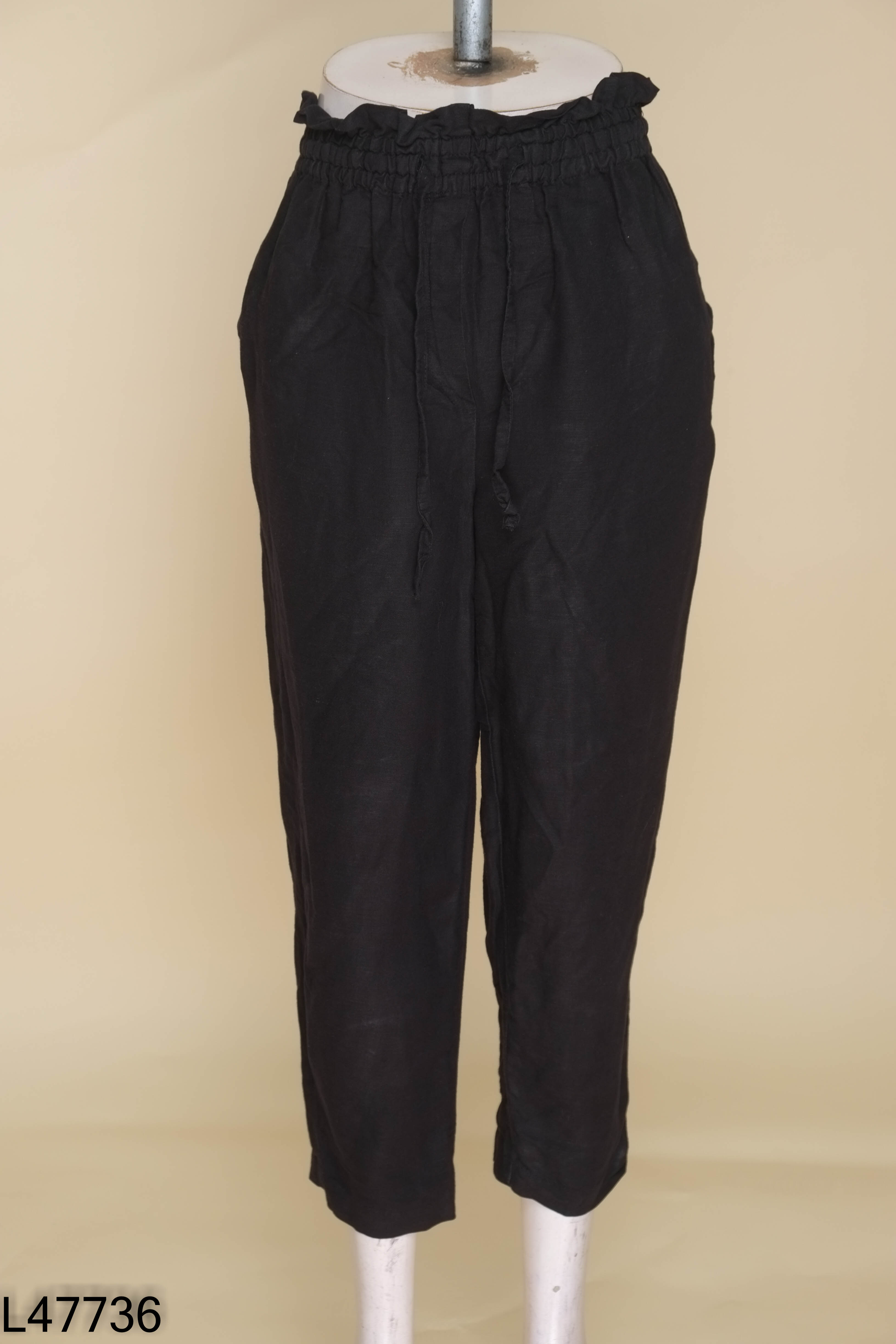Quần đen HM linen rúm eo