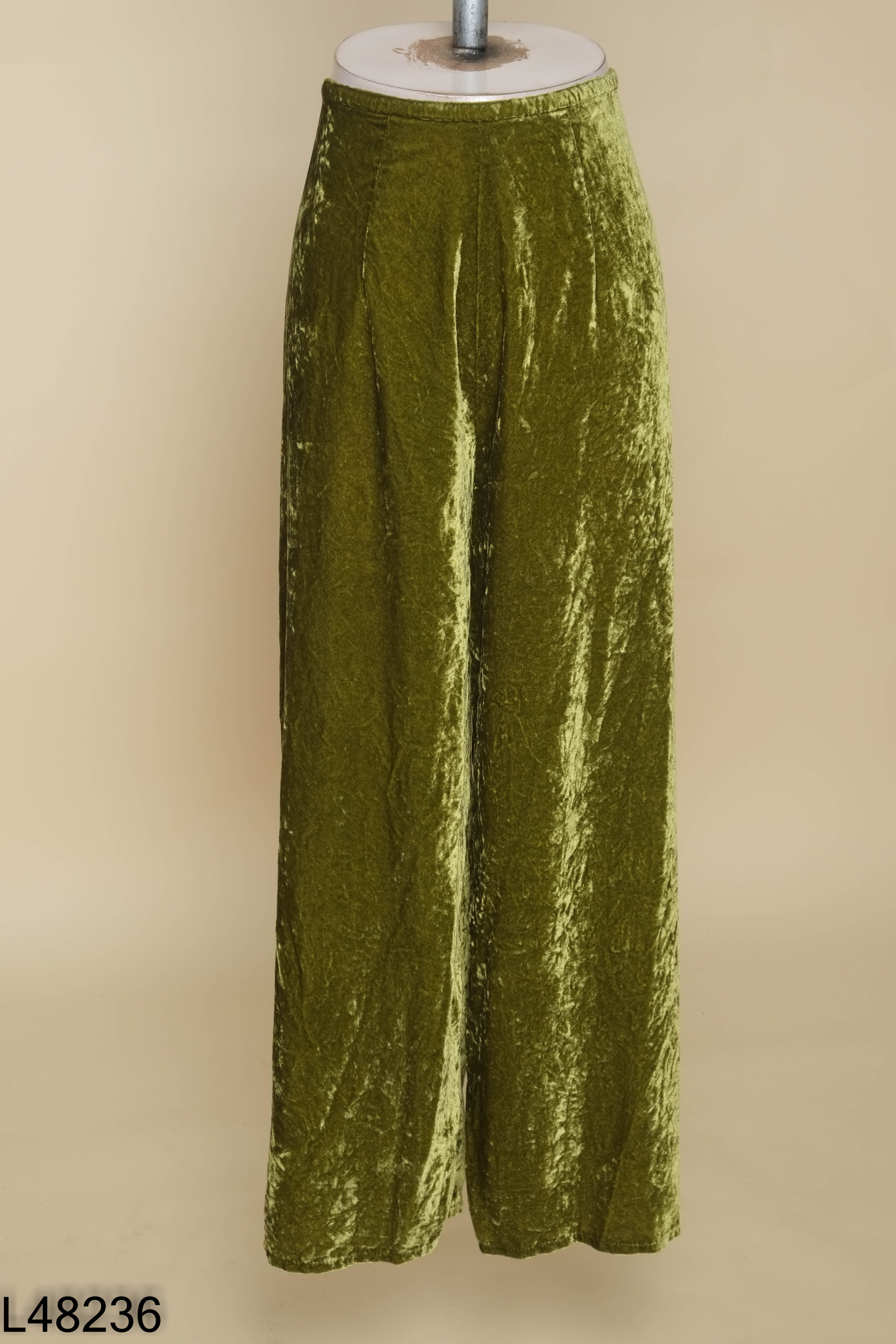 Quần nhung xanh MAGONN