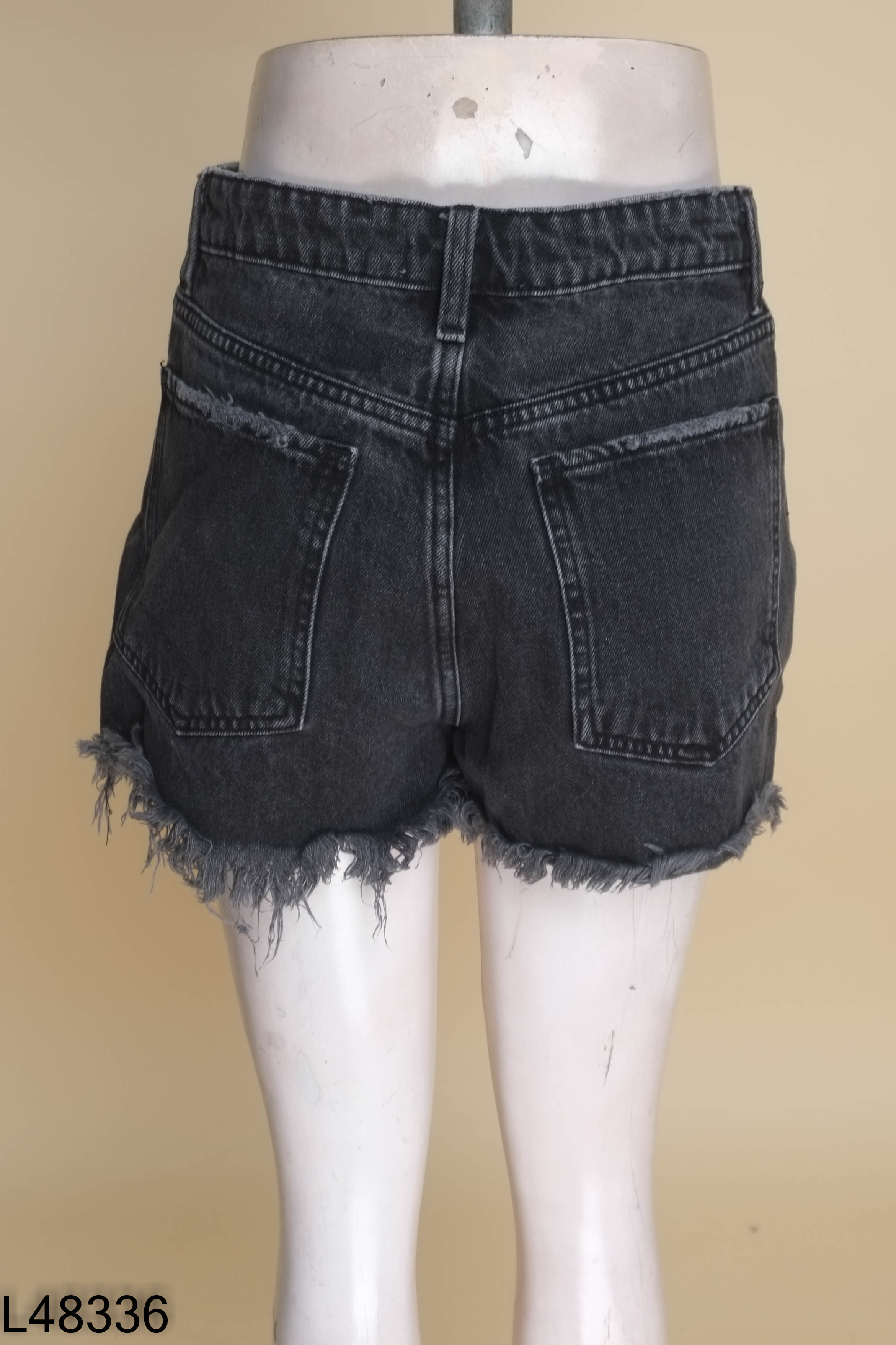 Quần short jean xám trơn