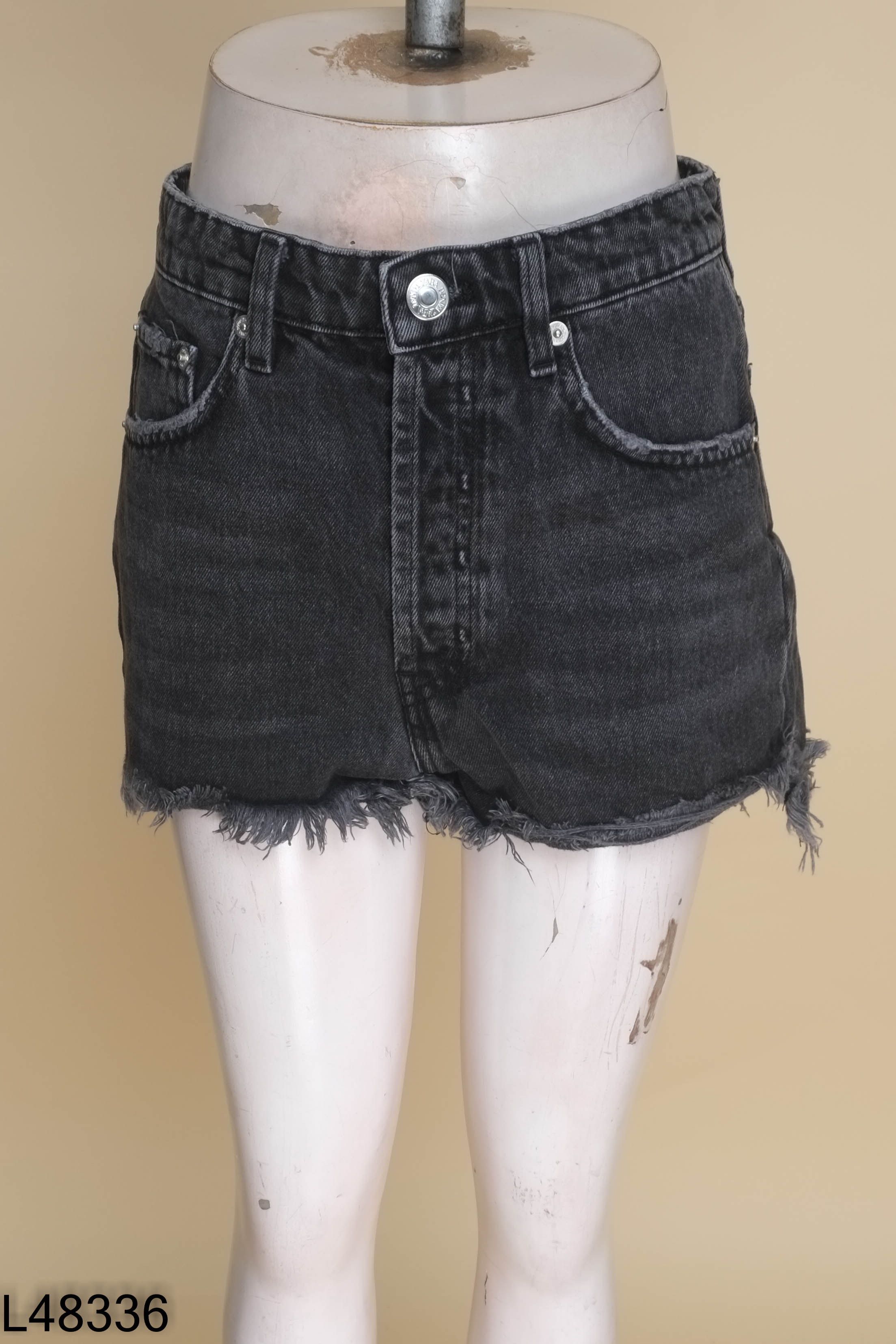 Quần short jean xám trơn