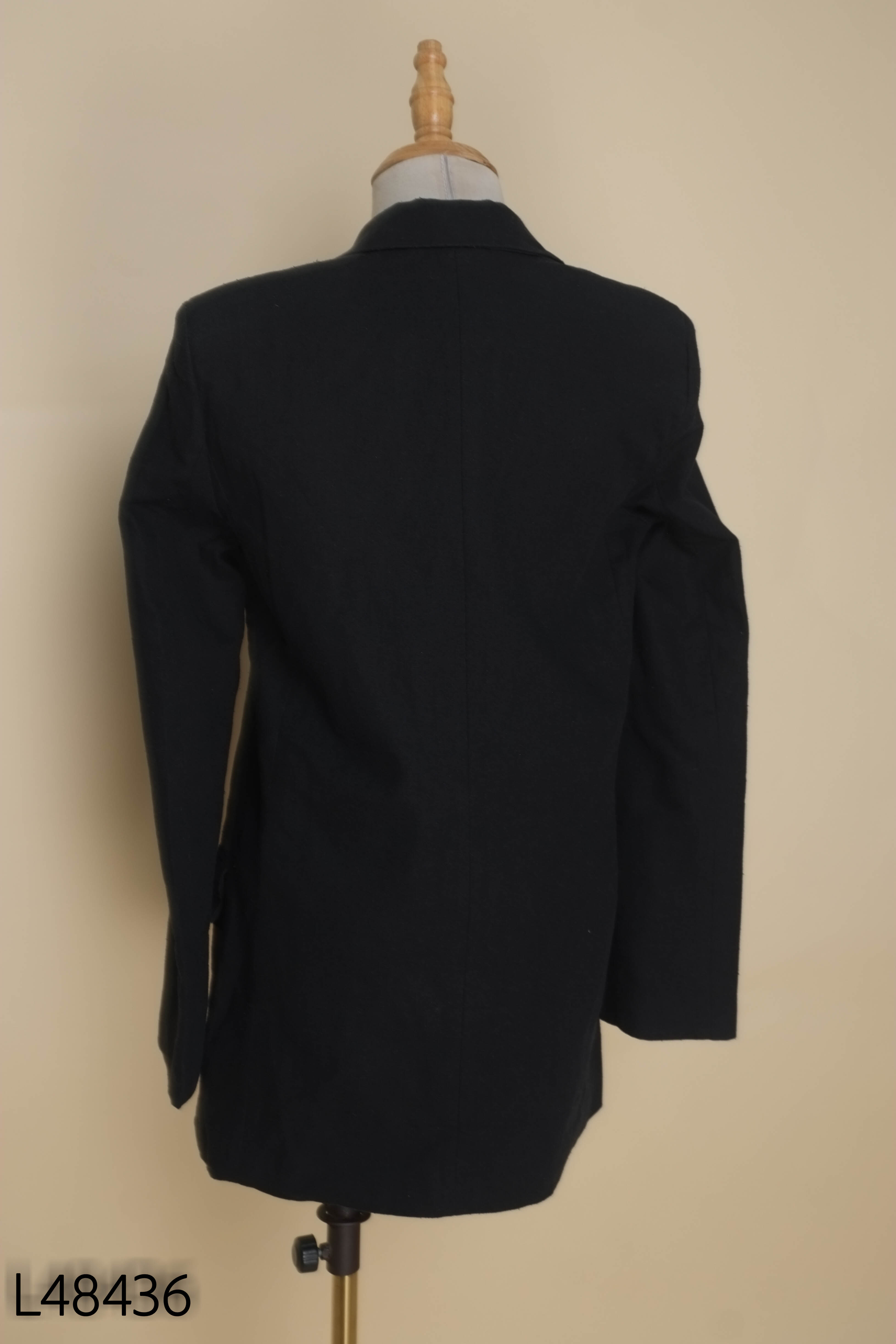 Áo blazers đen