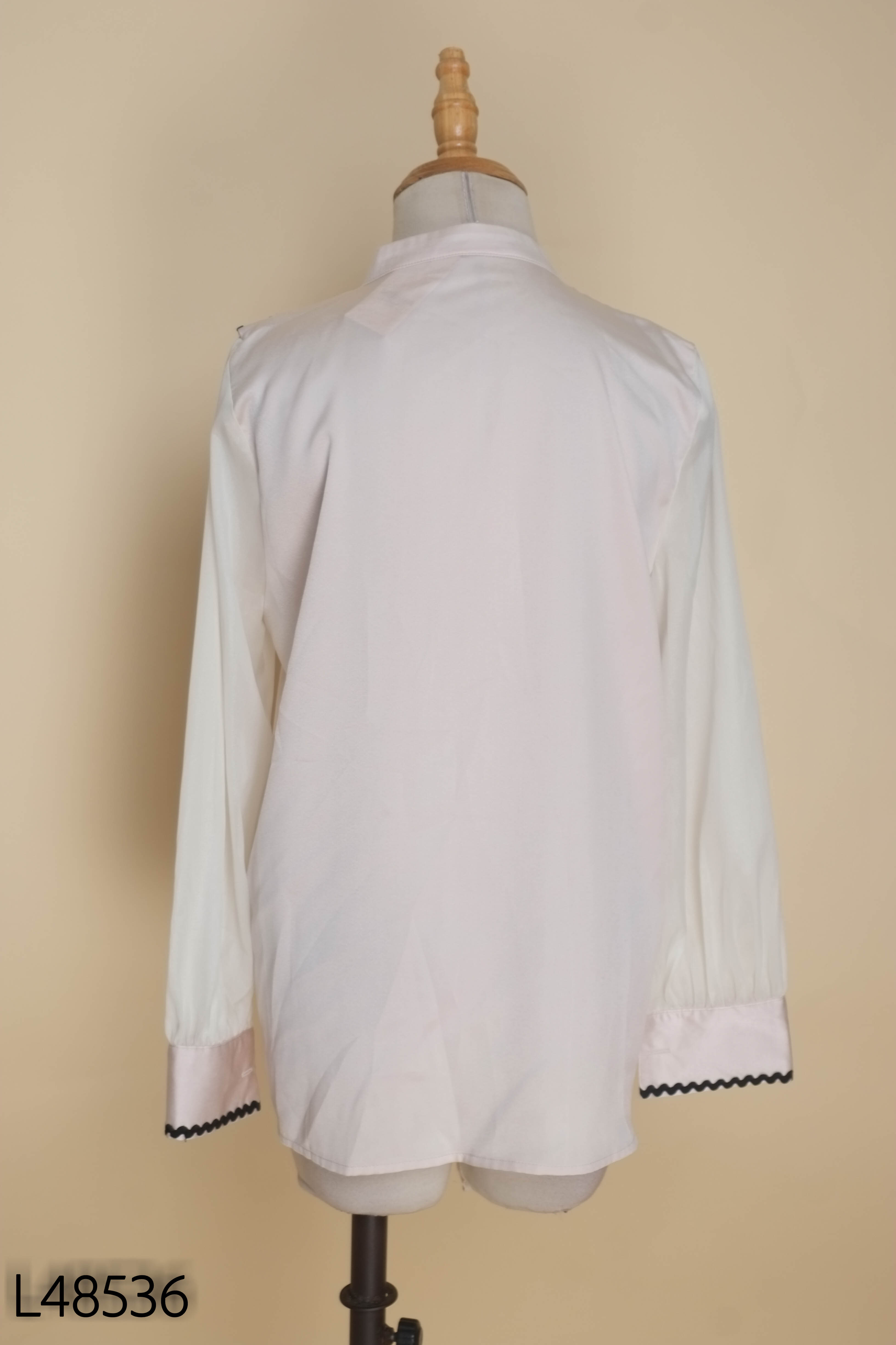 Áo sơ mi LIIN CLOTHING be cổ tàu