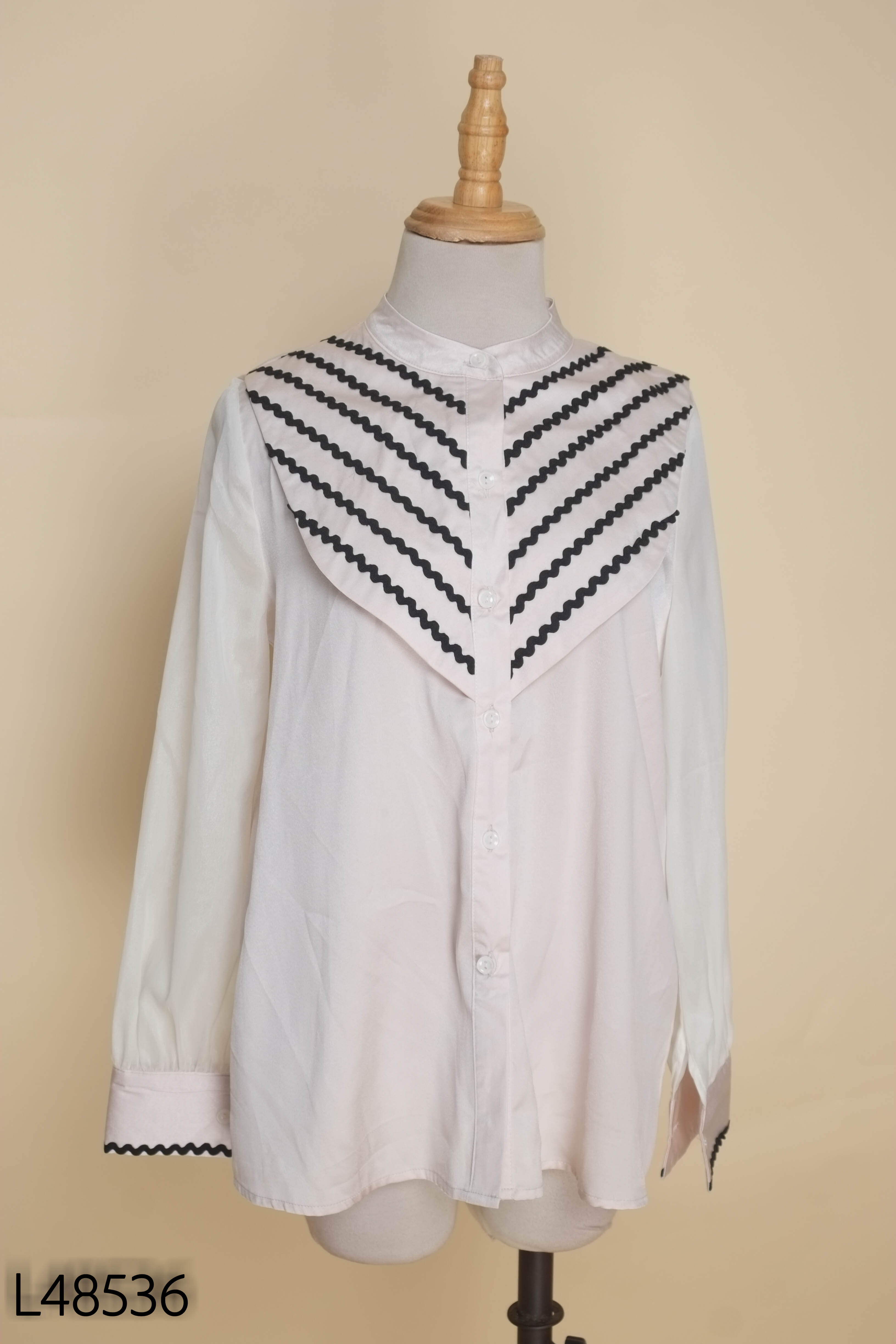 Áo sơ mi LIIN CLOTHING be cổ tàu