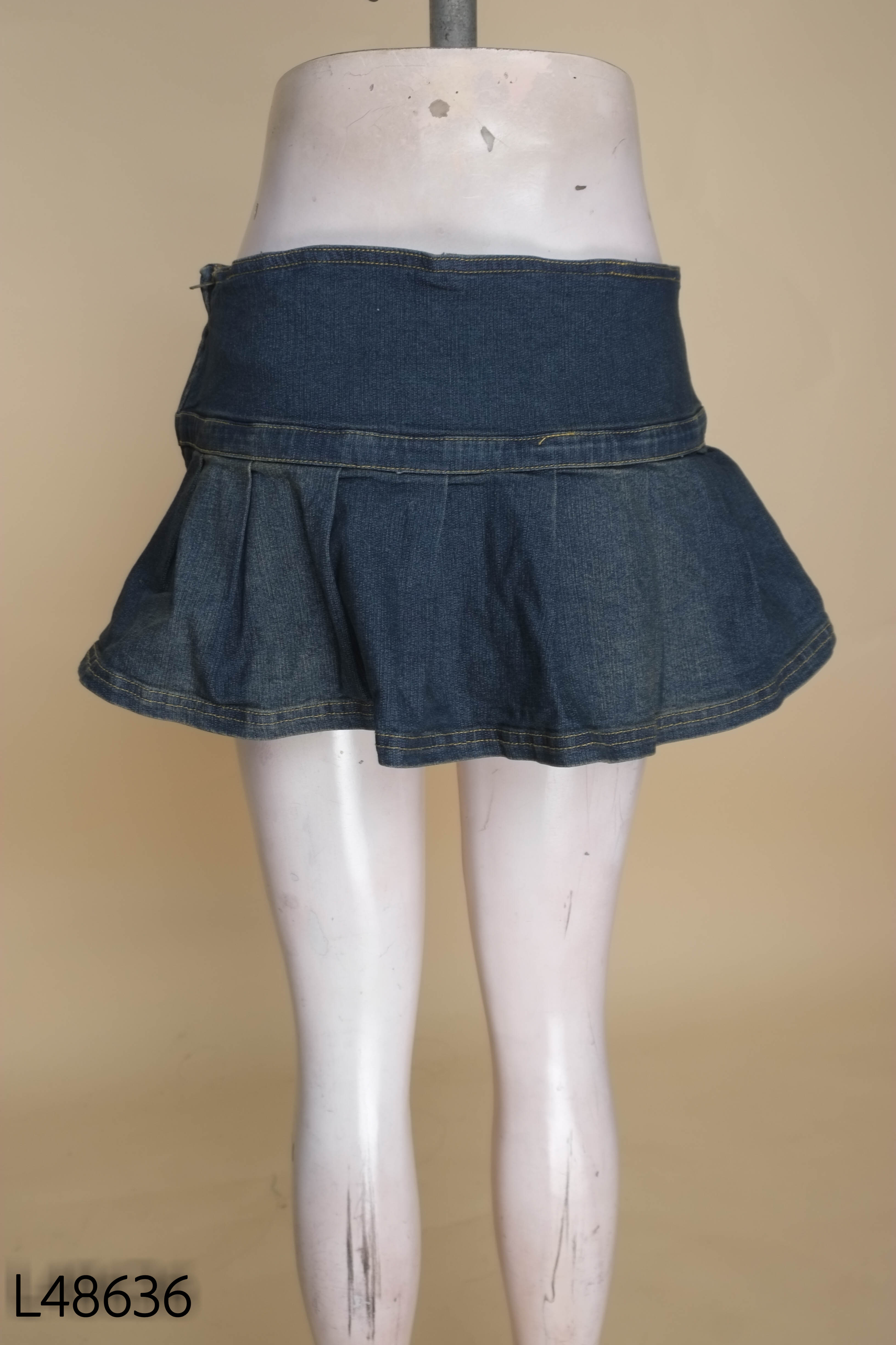 NEWTAG BDG chân váy jeans xanh