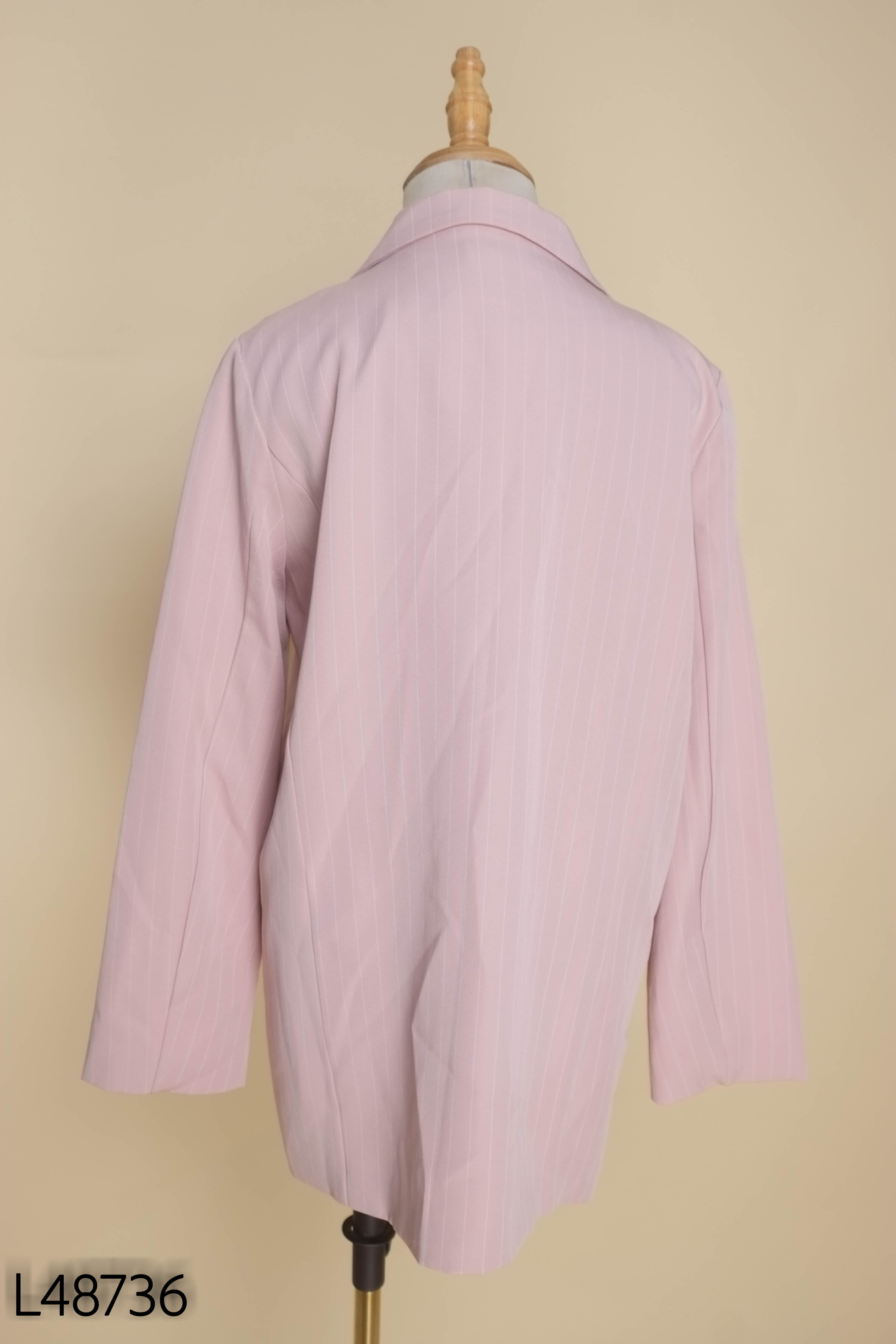 Áo blazer hồng kẻ