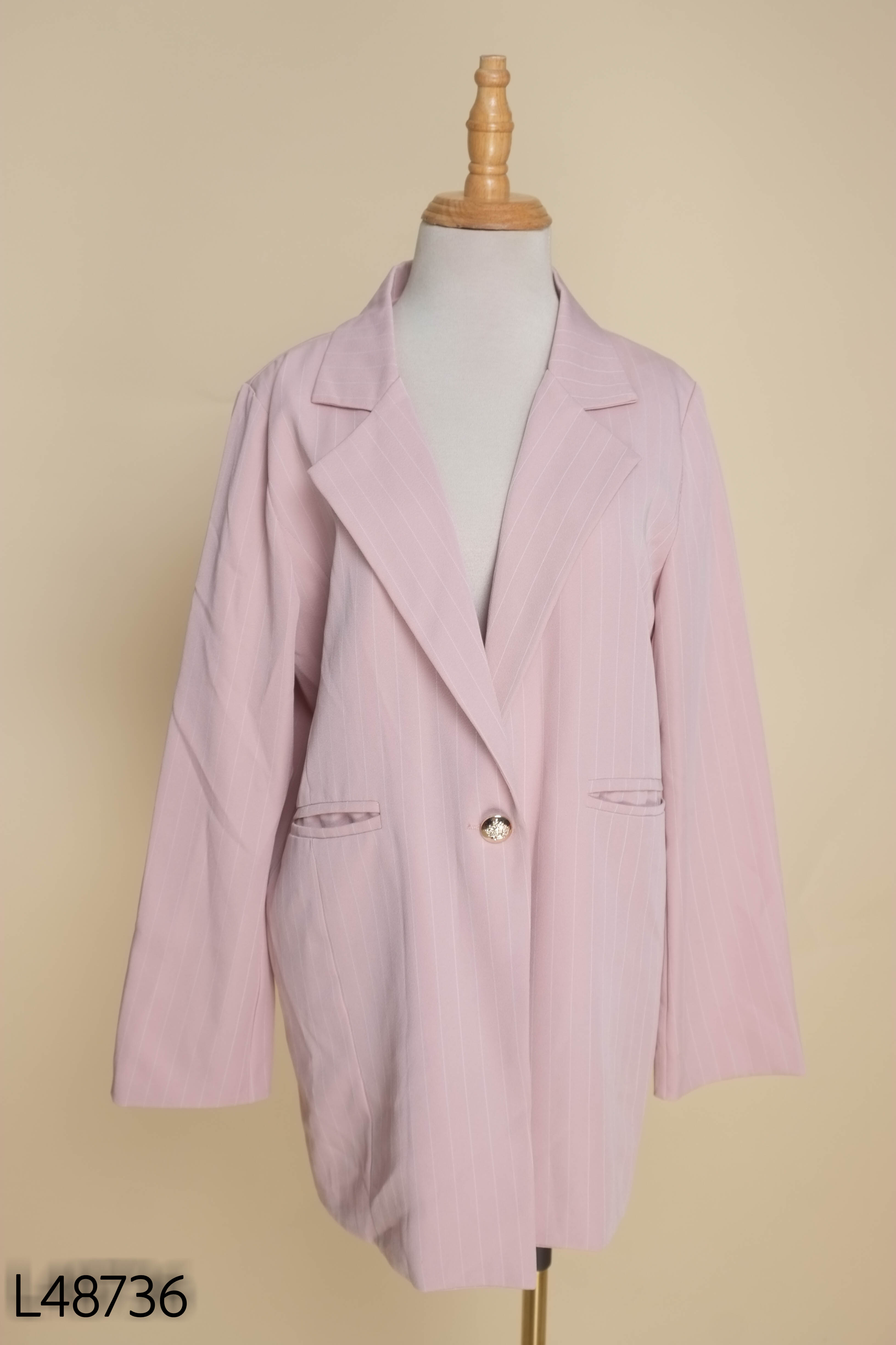 Áo blazer hồng kẻ