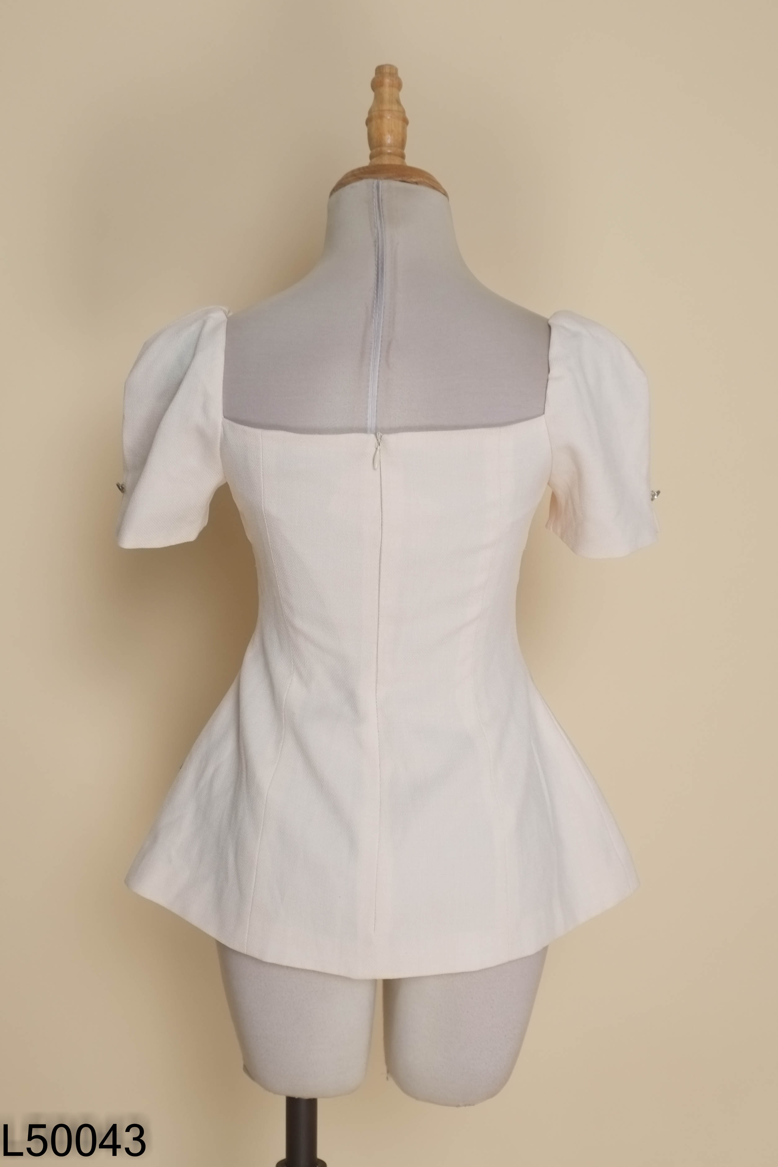 Áo be JM DRESS cổ vuông